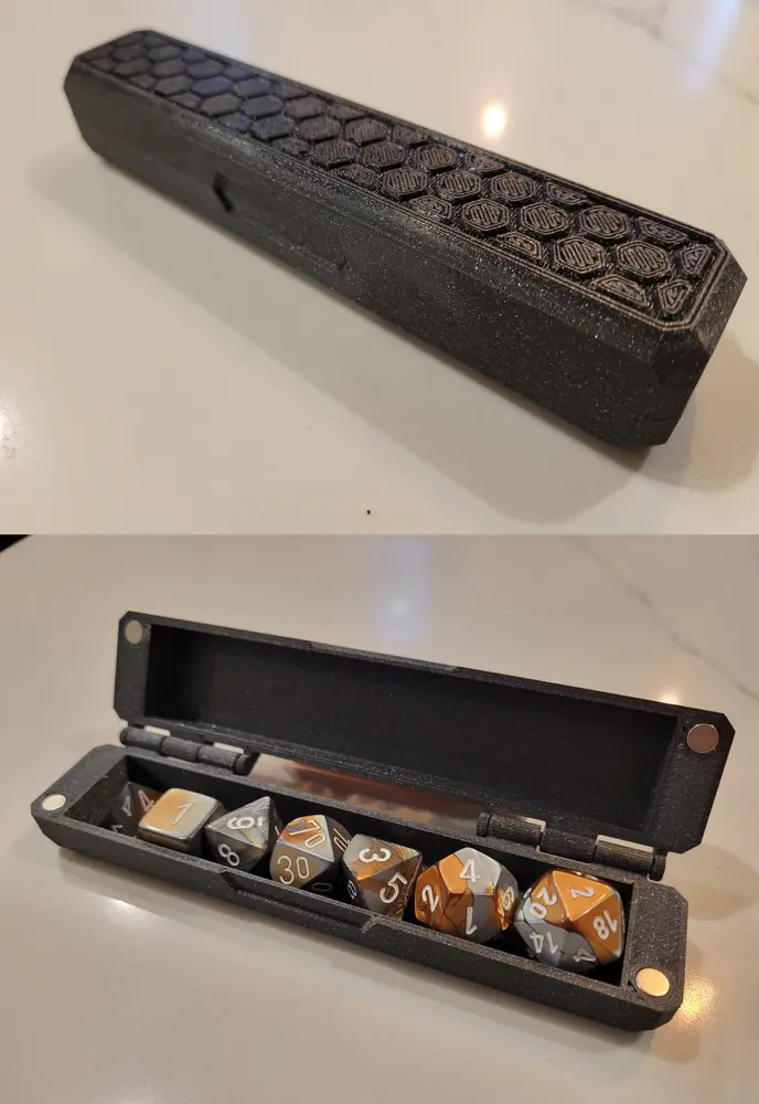 Hex-pattern Hinged Dice Box - Magnetic Closure