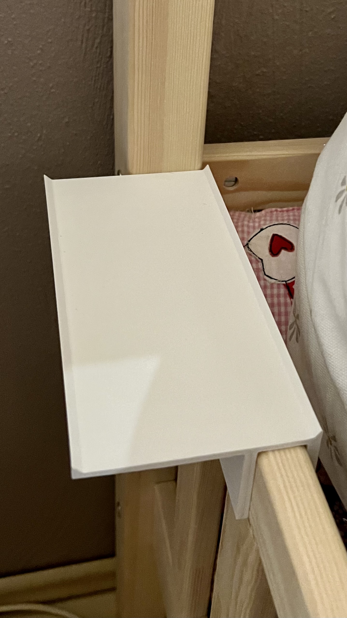 Small bed tray/shelf