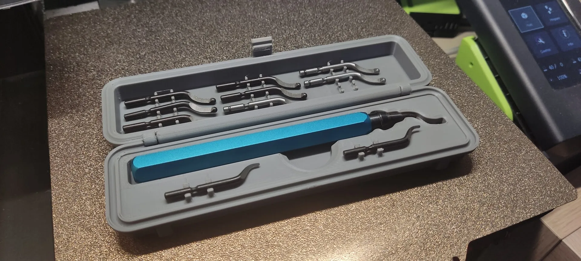 Deburring tool case - Libraton Remix