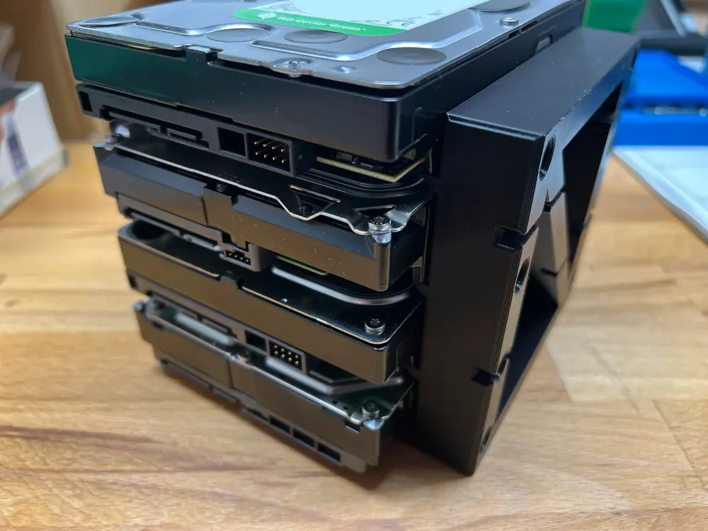 5.25" to 3.5" HDD adapter - photo 3