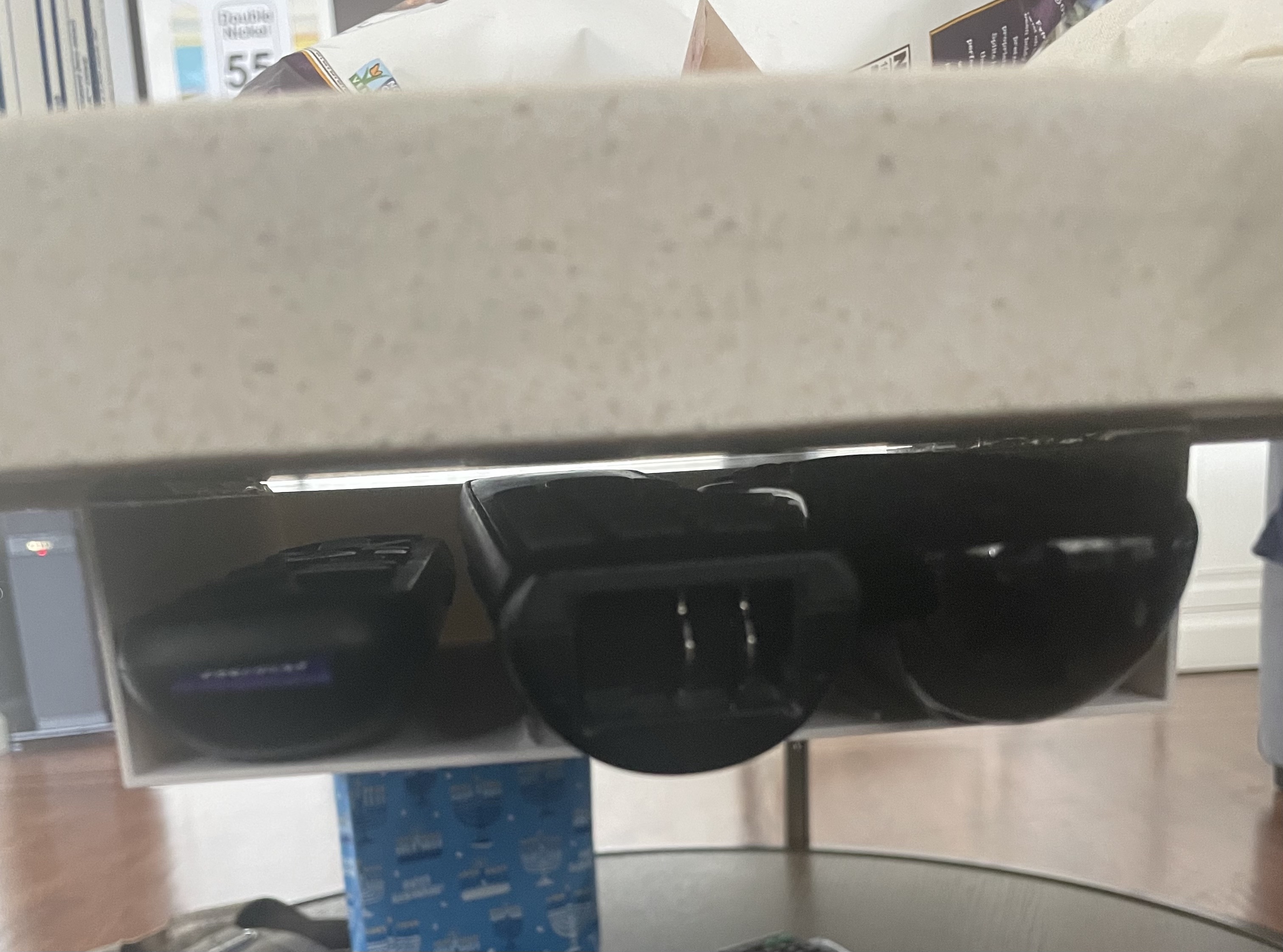 Under cabinet shelf