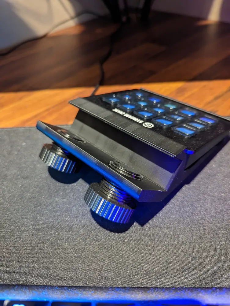 Stream Deck LCD Dock/Mount - photo 2