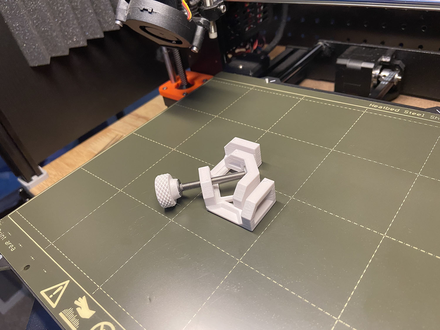 Tiny Corner Clamp