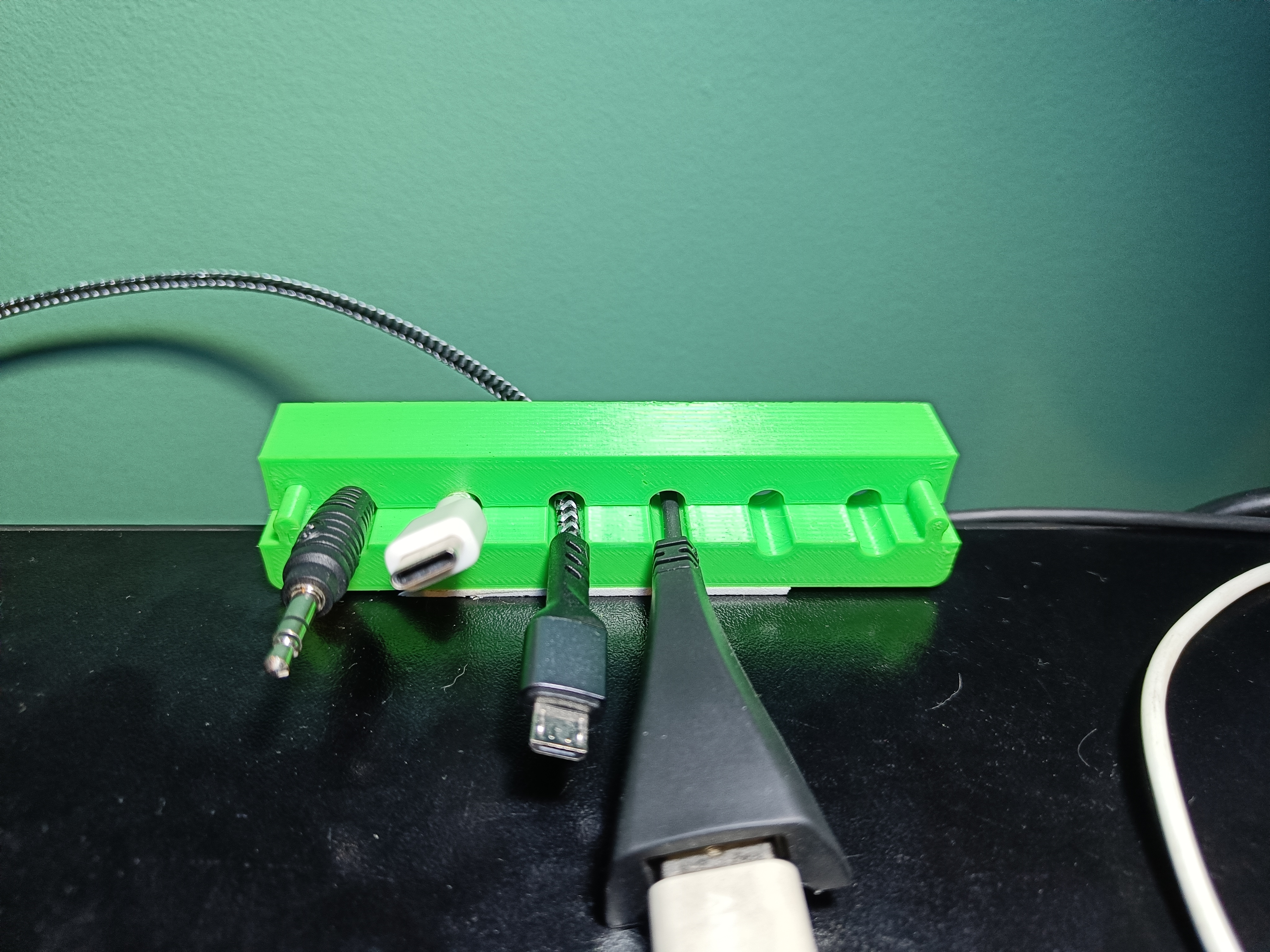 Dekstop Cable Organizer (6 slots) - photo 2