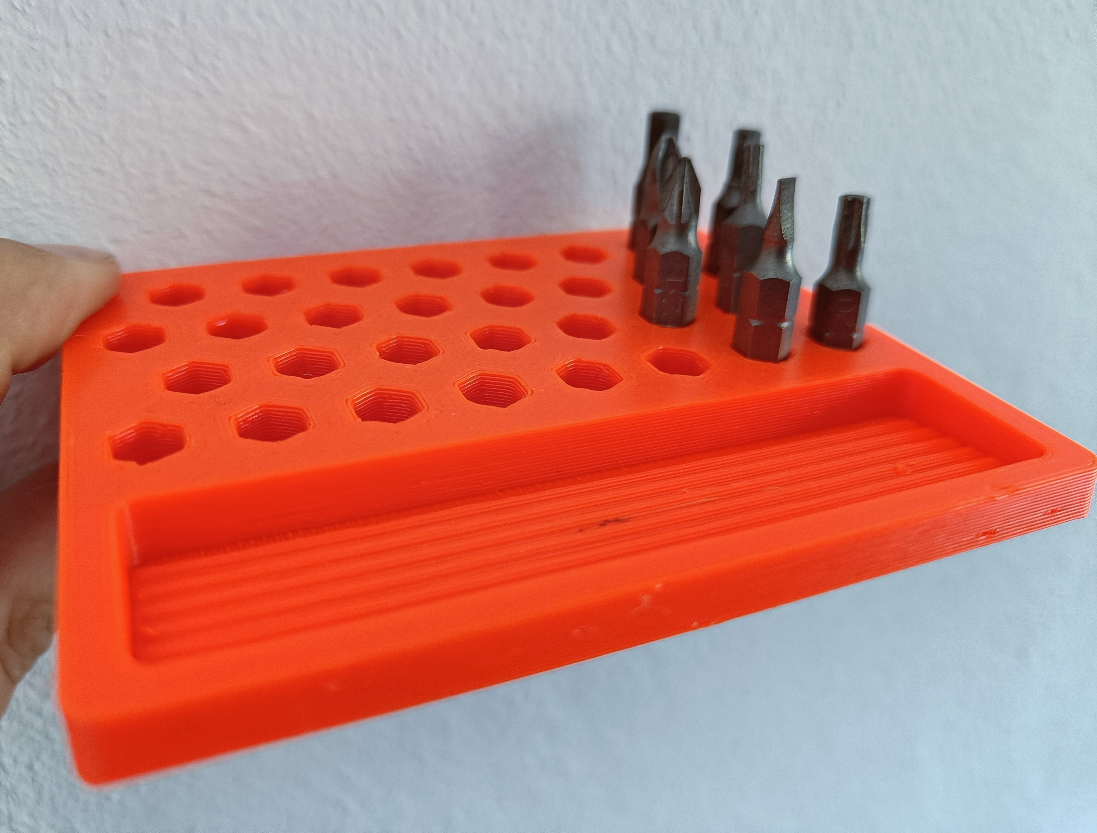 Screwdriver bit storage