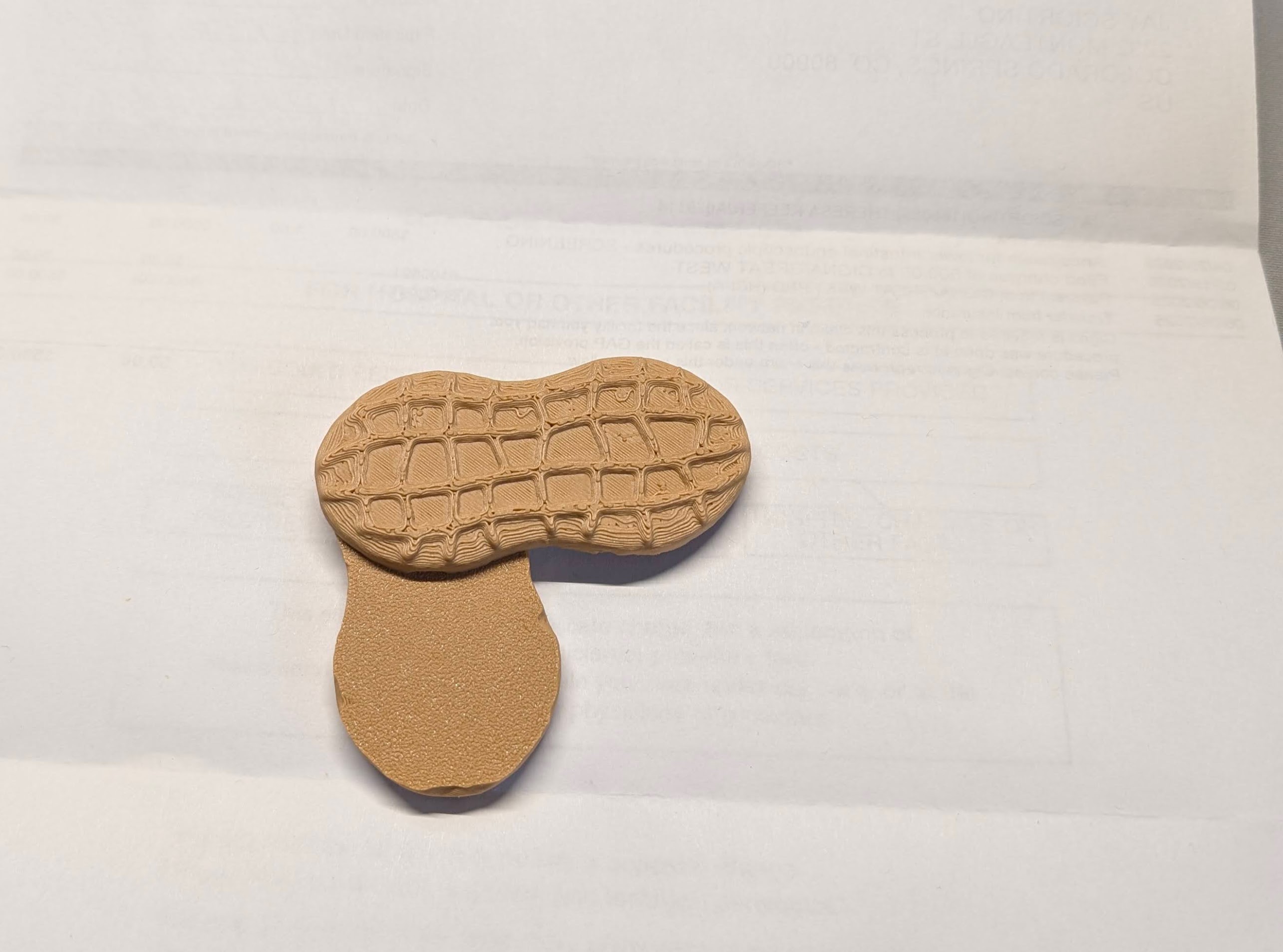 Nutter buttter magnetic cookie fidget toy - photo 3