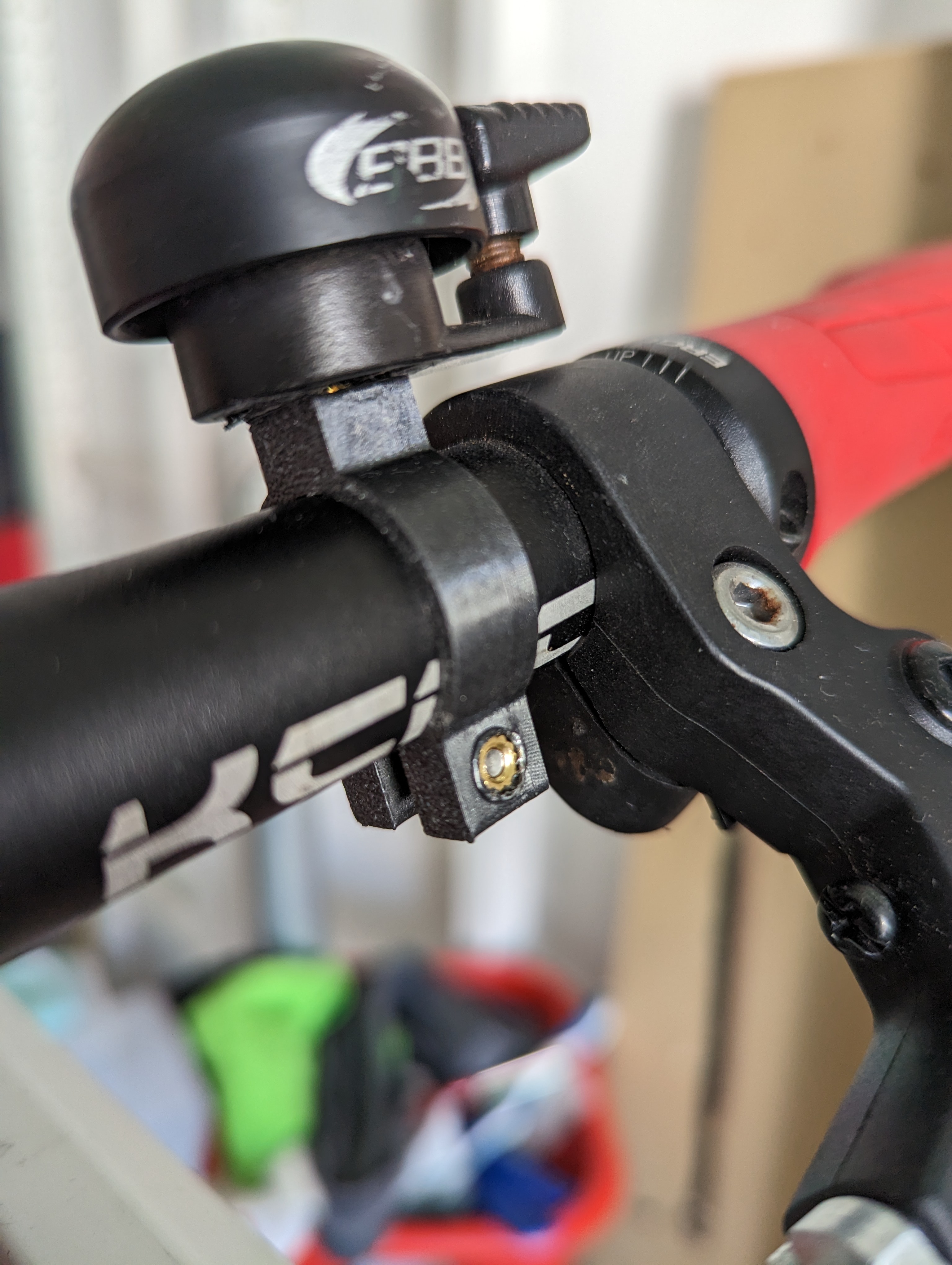 Bicycle handlebar clamp mount 22.2mm