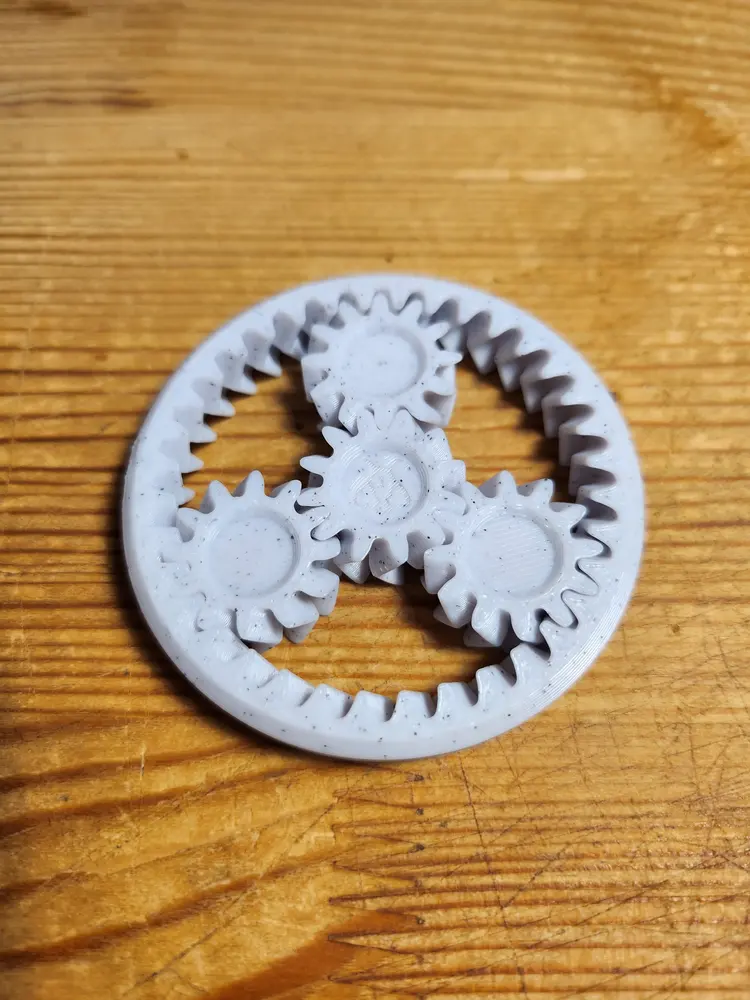 Print-in-place planetary gear fidget toy