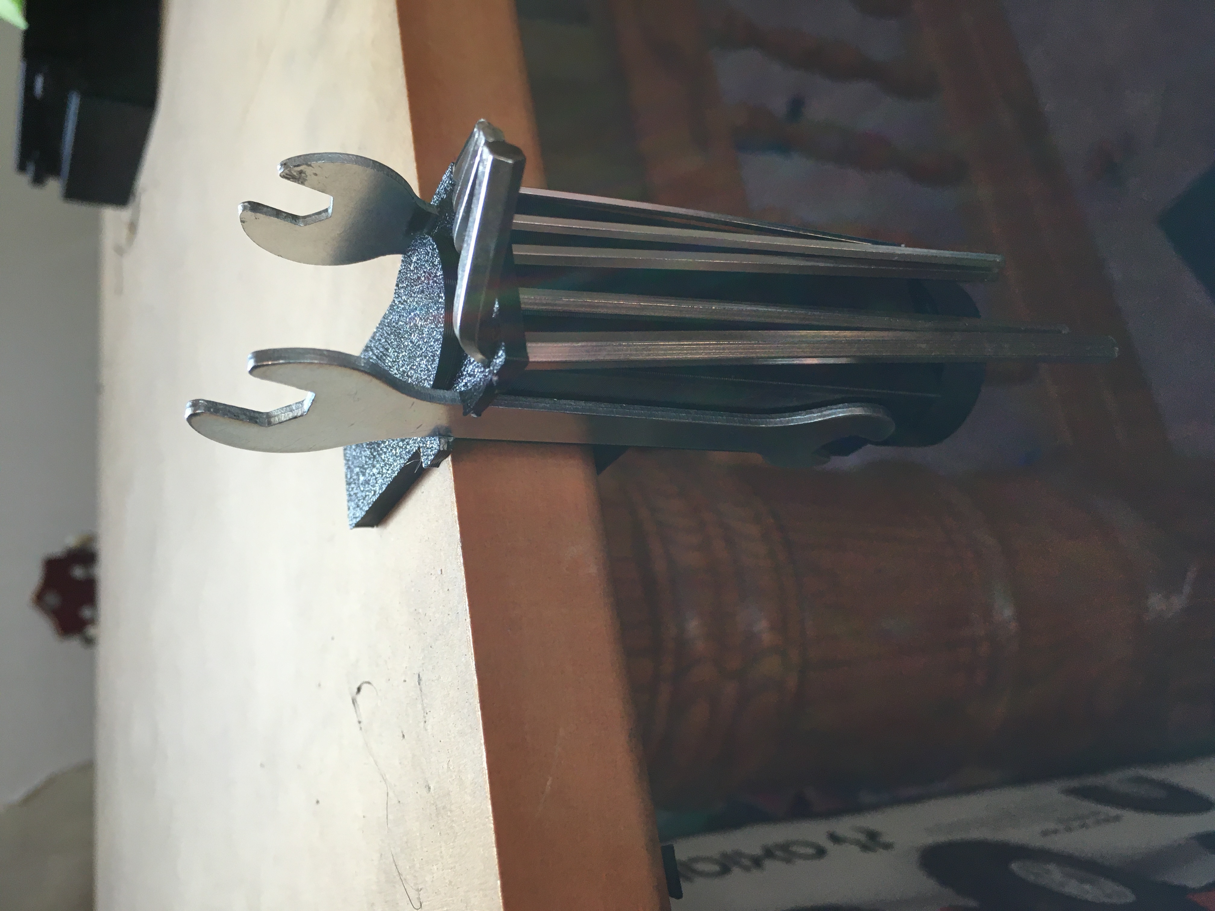 Allen Key and wrench table clamp - photo 2