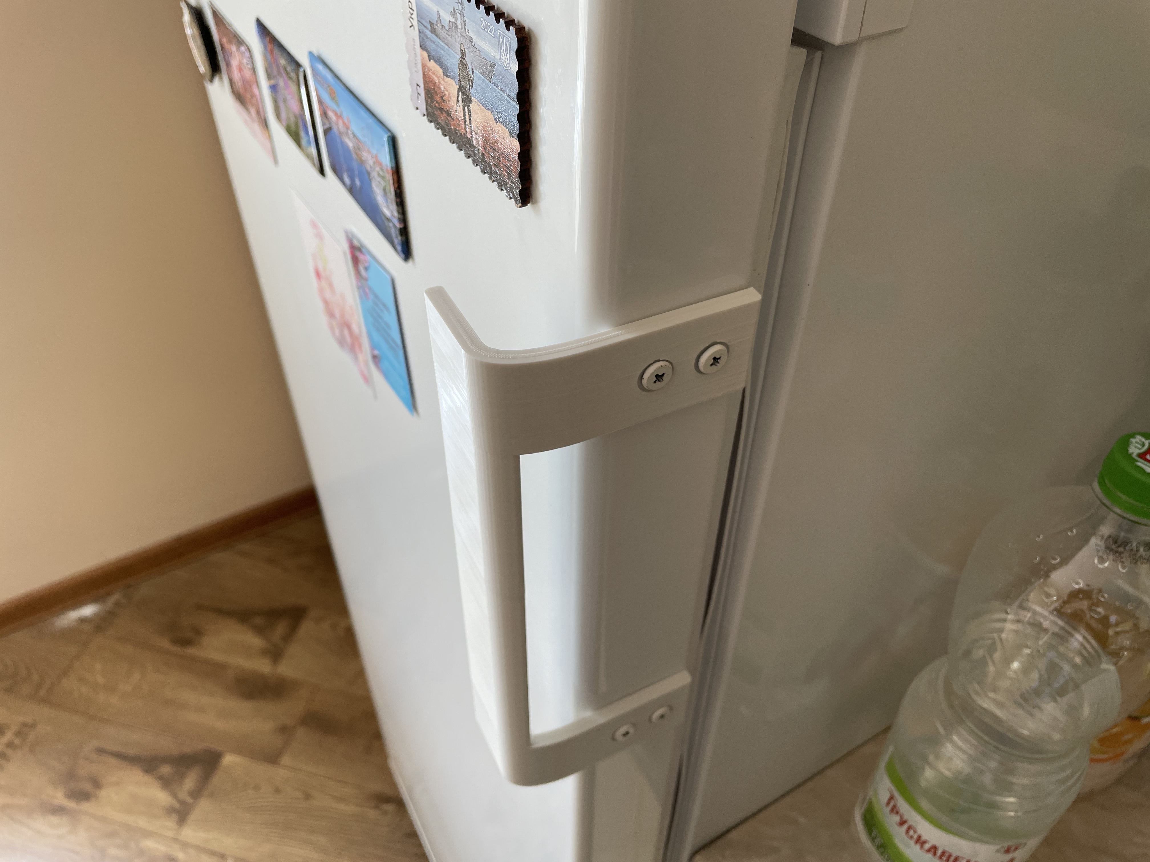 Whirlpool fridge door handle - photo 4