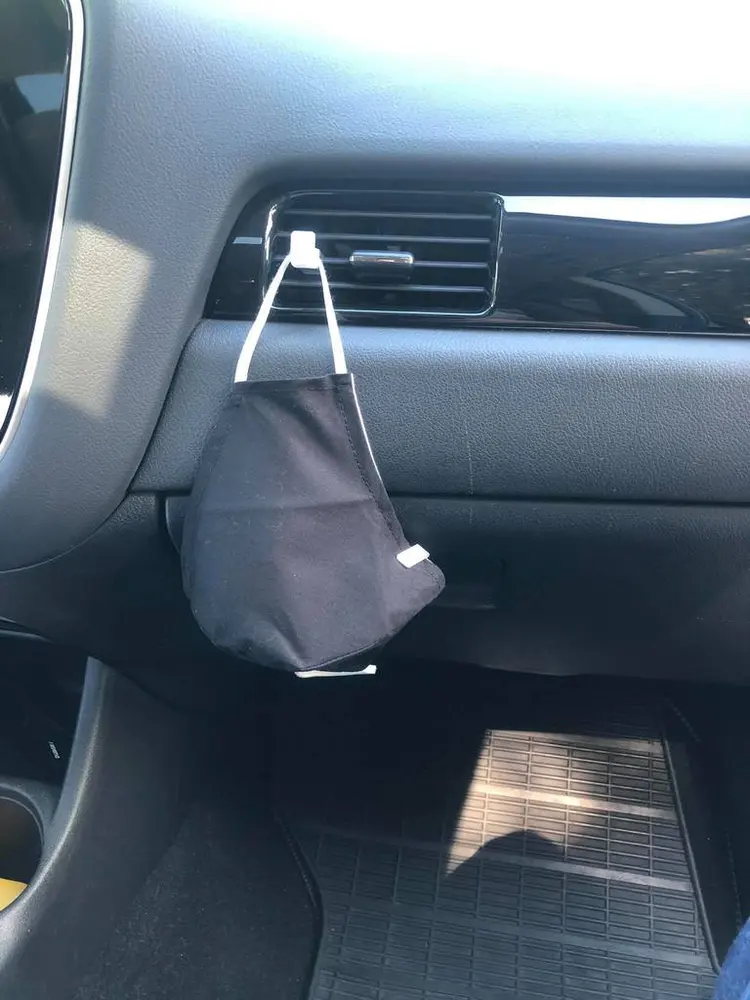 Mask Clip for Car Vent - photo 2