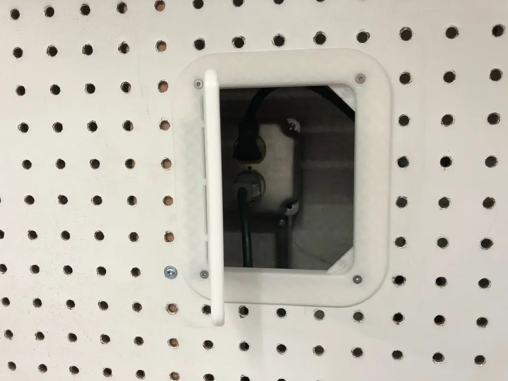 Print-in-place pegboard access door - photo 3