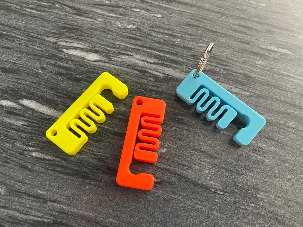 Clip on phone stand keychain adjustable - photo 3