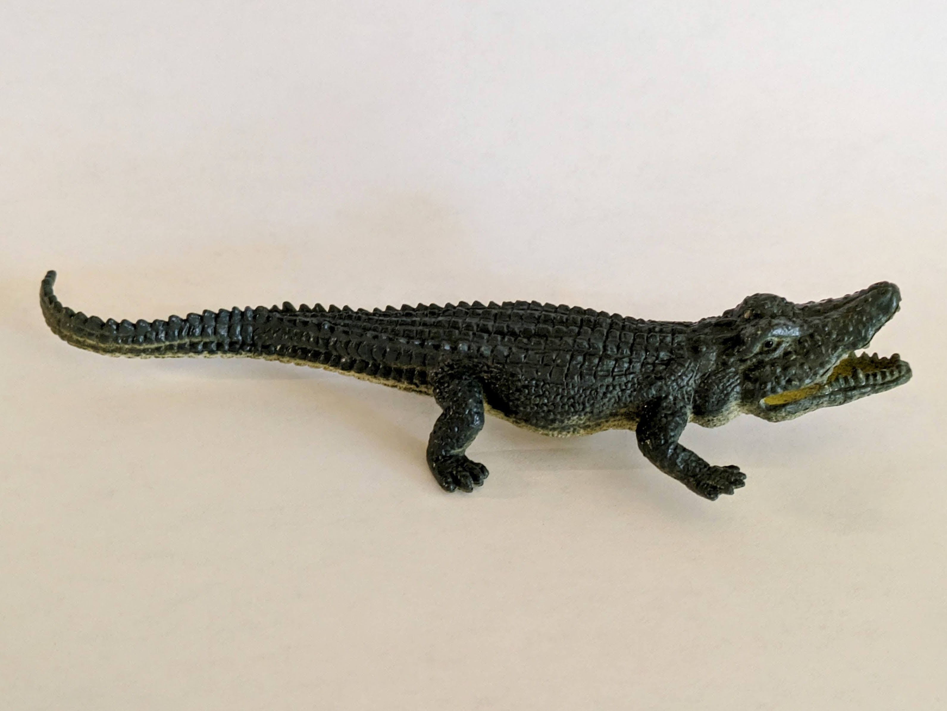Alligator Toy 3D Scan - photo 2