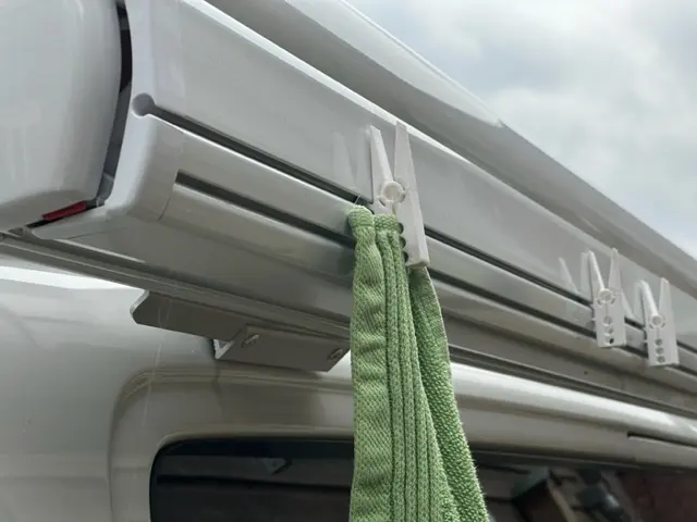 Clamp for camper / caravan awning - photo 2
