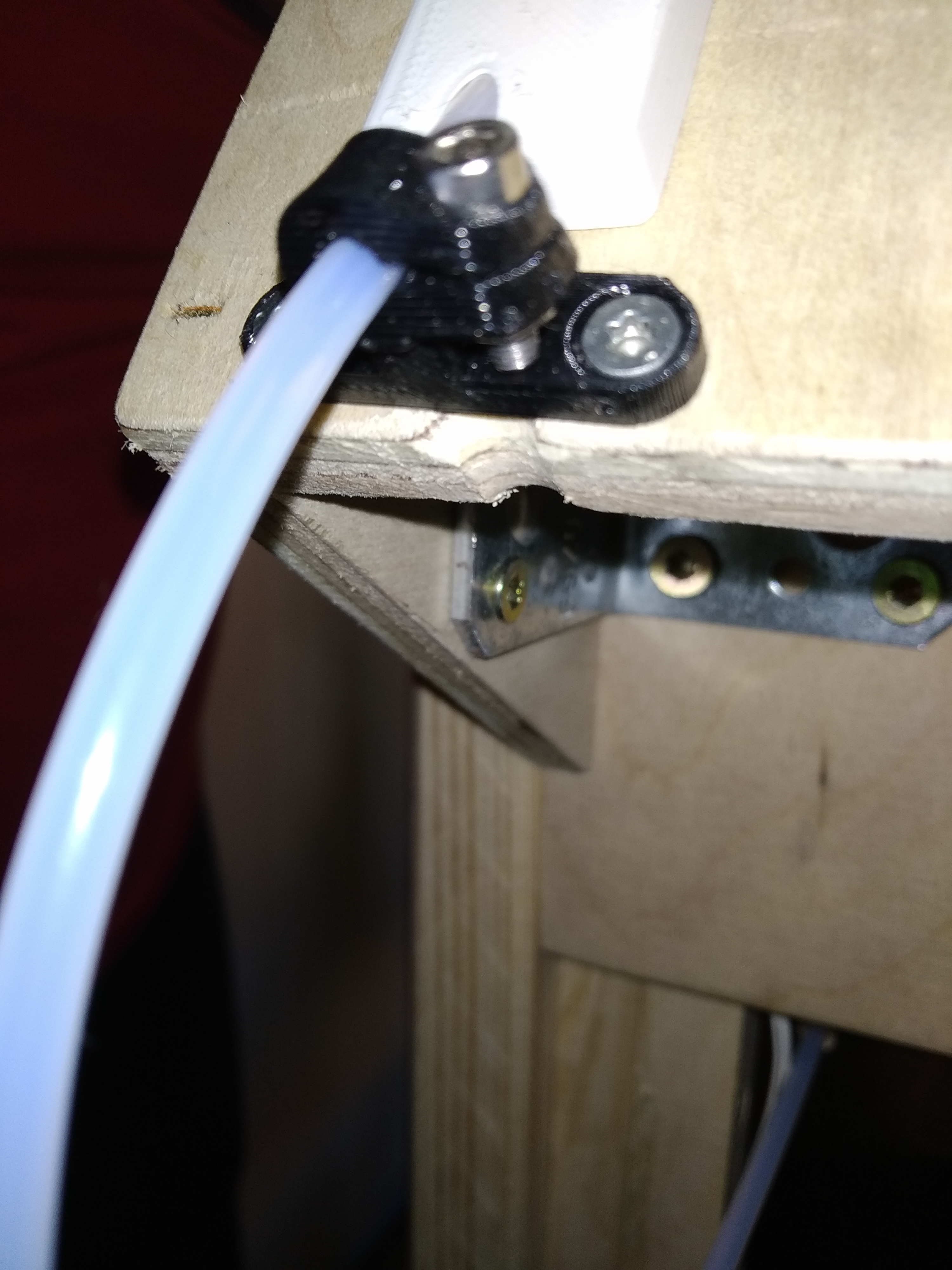 Fully enclosed MMU2 wheel buffer with screw holes and PTFE clamp - photo 2