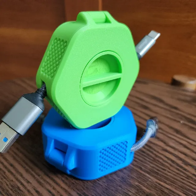 Portable Cable Organizer / Winder