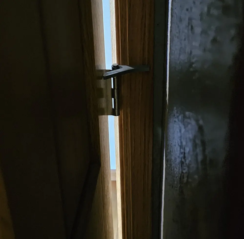 Hinge Mounted Door Stop - photo 3