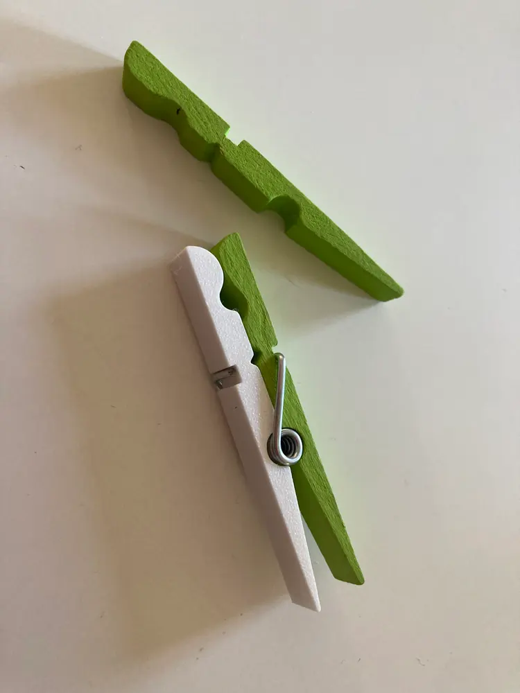 Clothespin replacement (Wäscheklammer) - photo 2