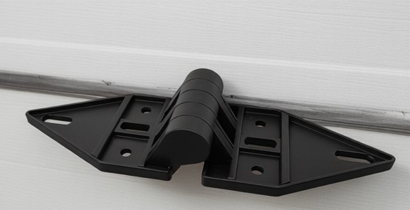 B&D Garage door hinge (Complete)