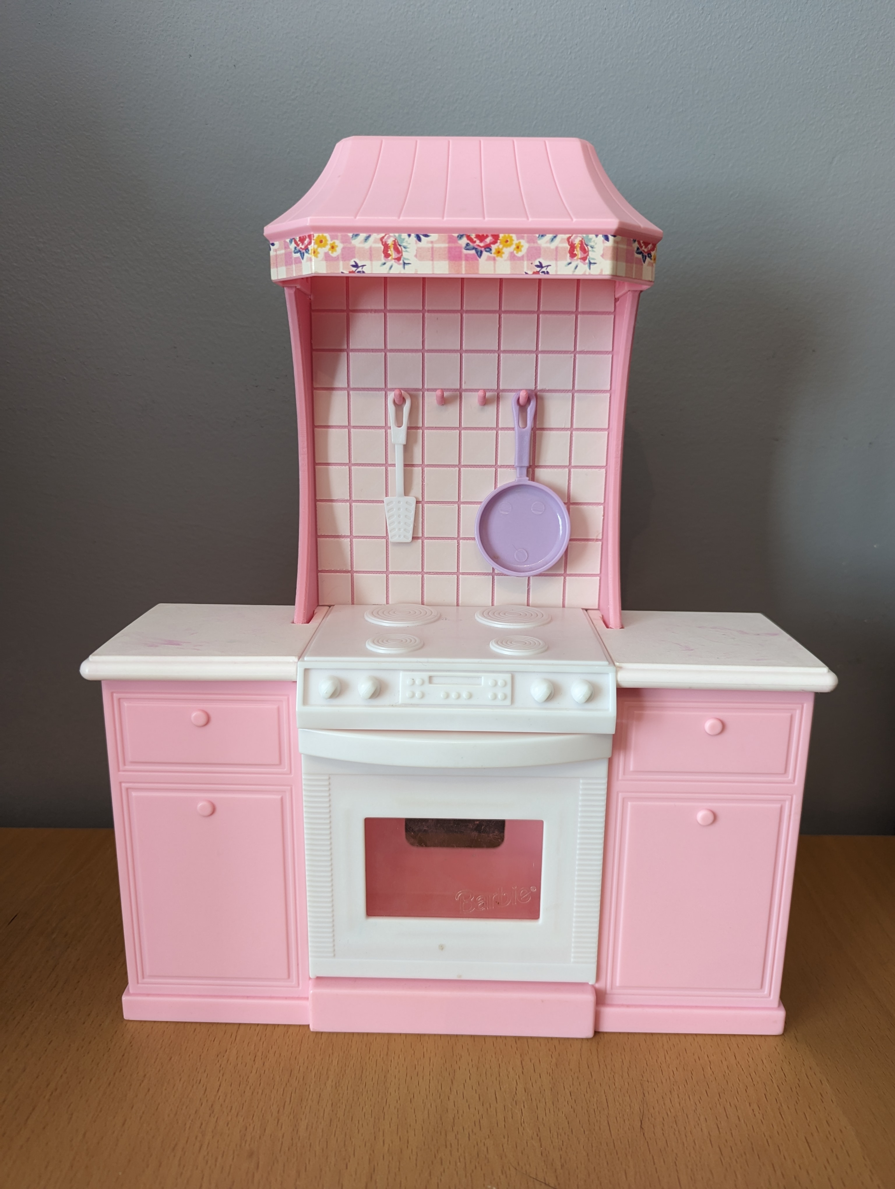 Replacement Backsplash for 1996 Barbie Kitchen Playset Stove