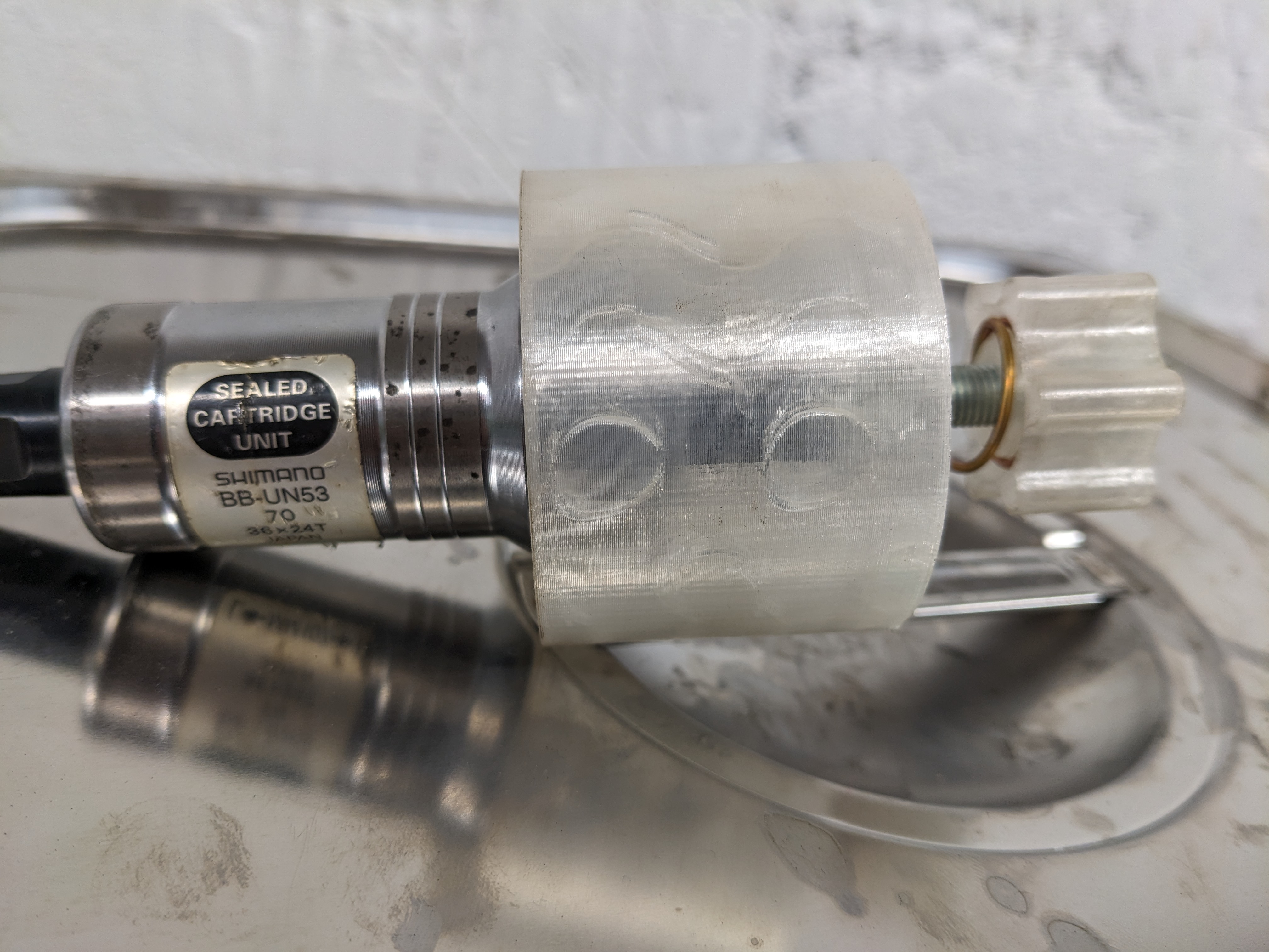 Bottom bracket tool retaining system - photo 4