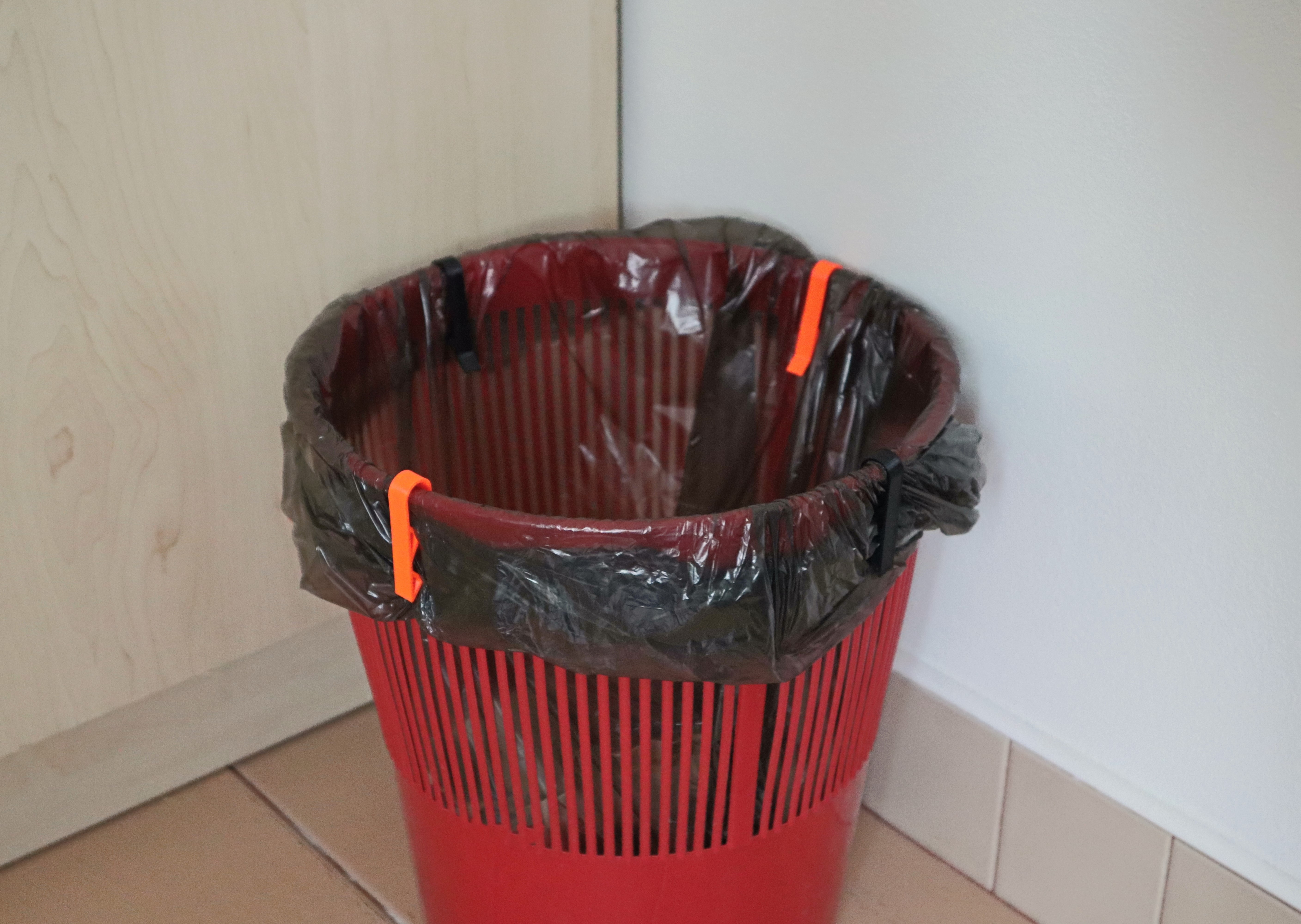 Trash bag clip - photo 2