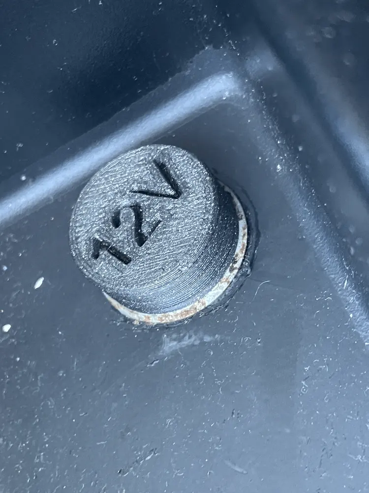 Car 12V plug cover - photo 3