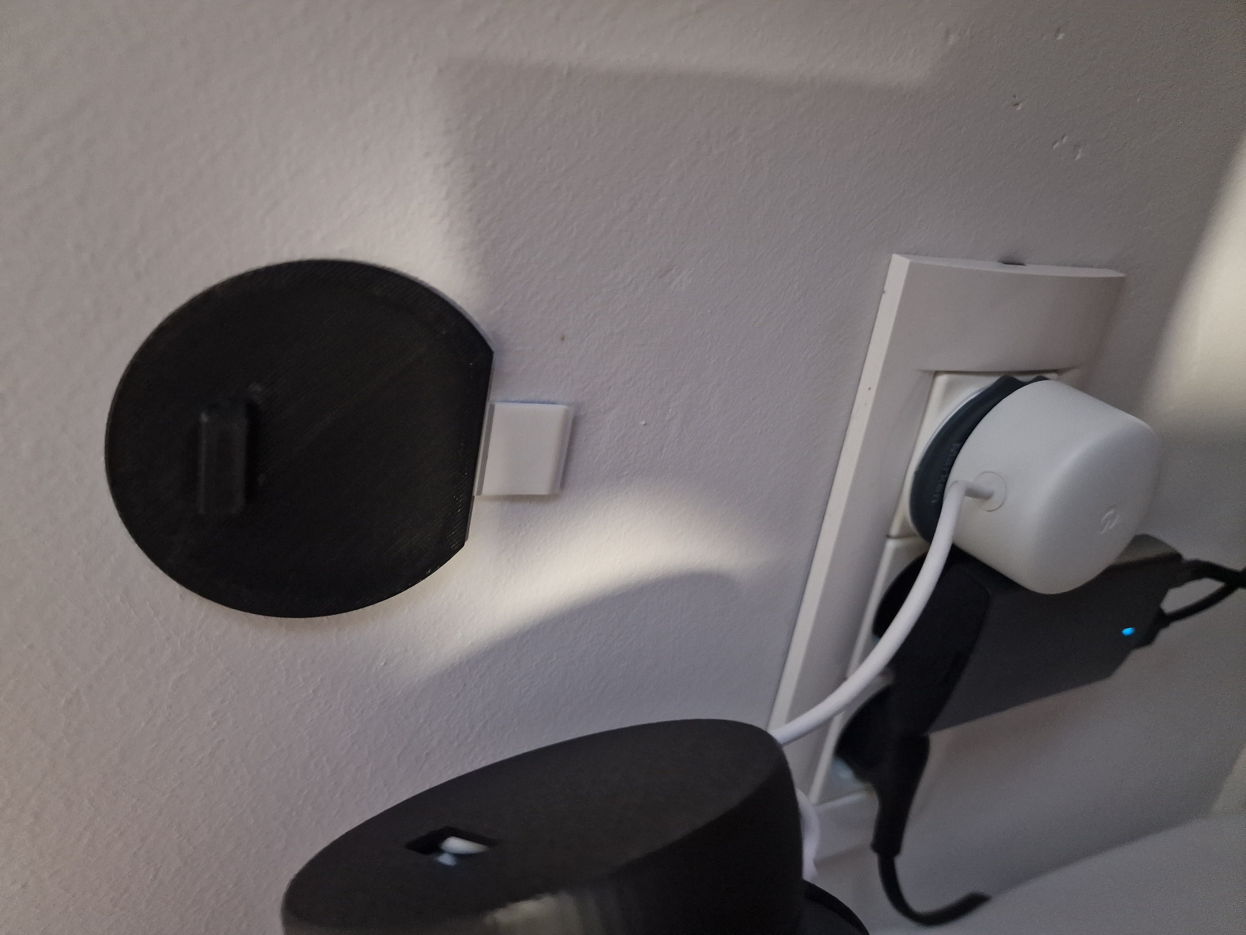 Google nest mini wall mount no holes - photo 2