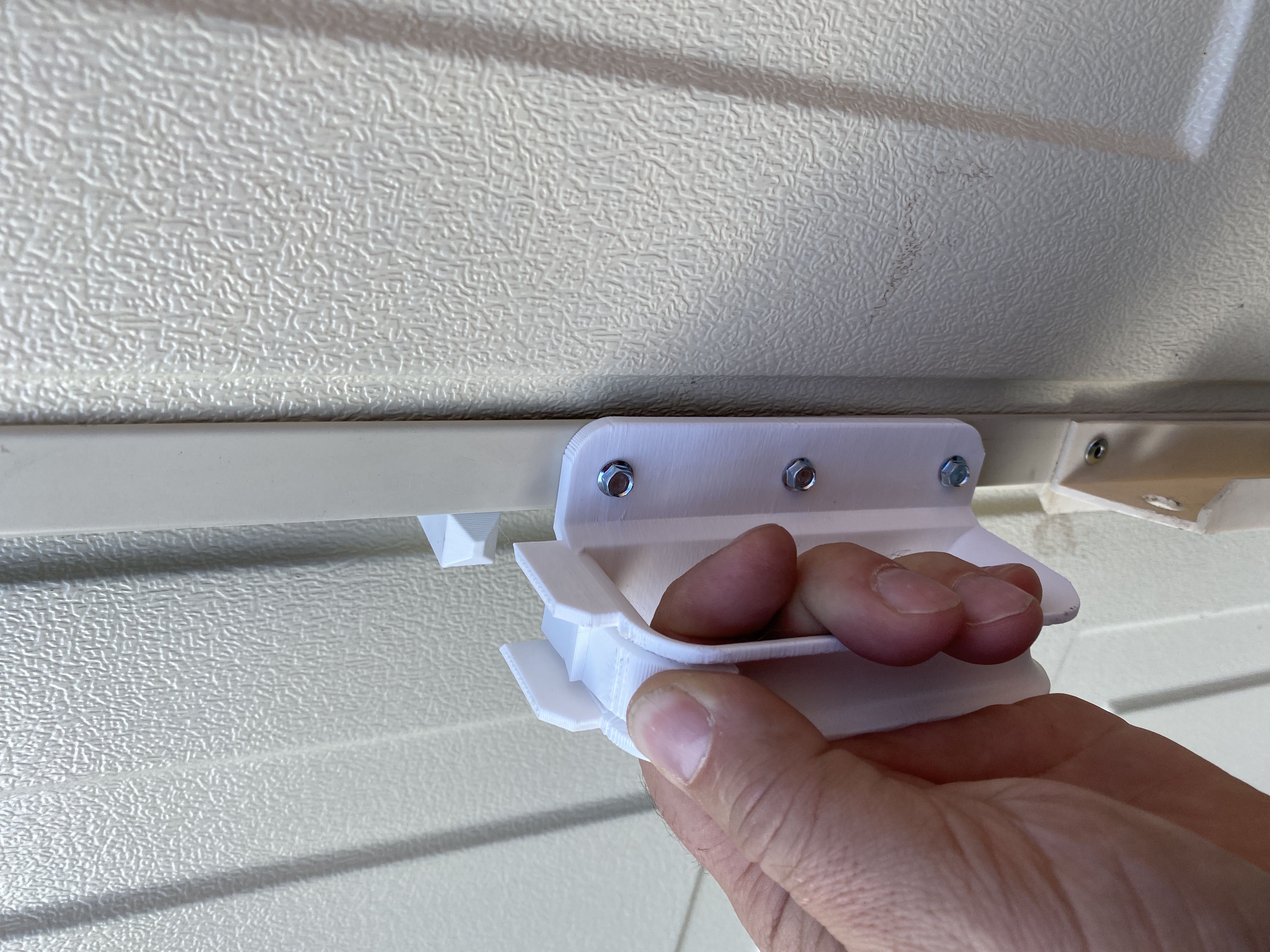 Thumb Door Latch - photo 3