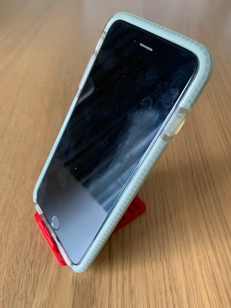 Credit card sized foldable mobile stand - photo 3