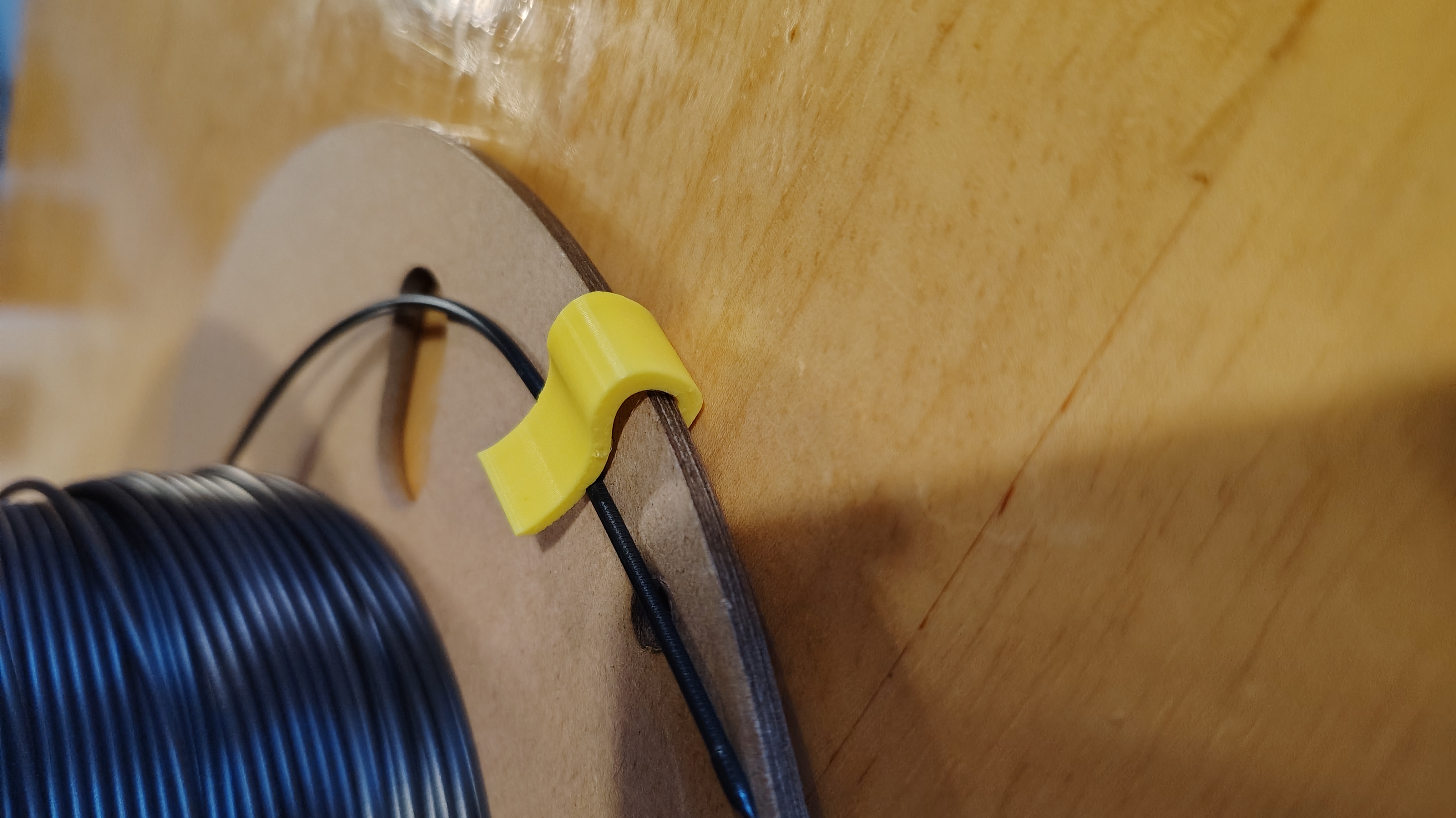 Filament clip