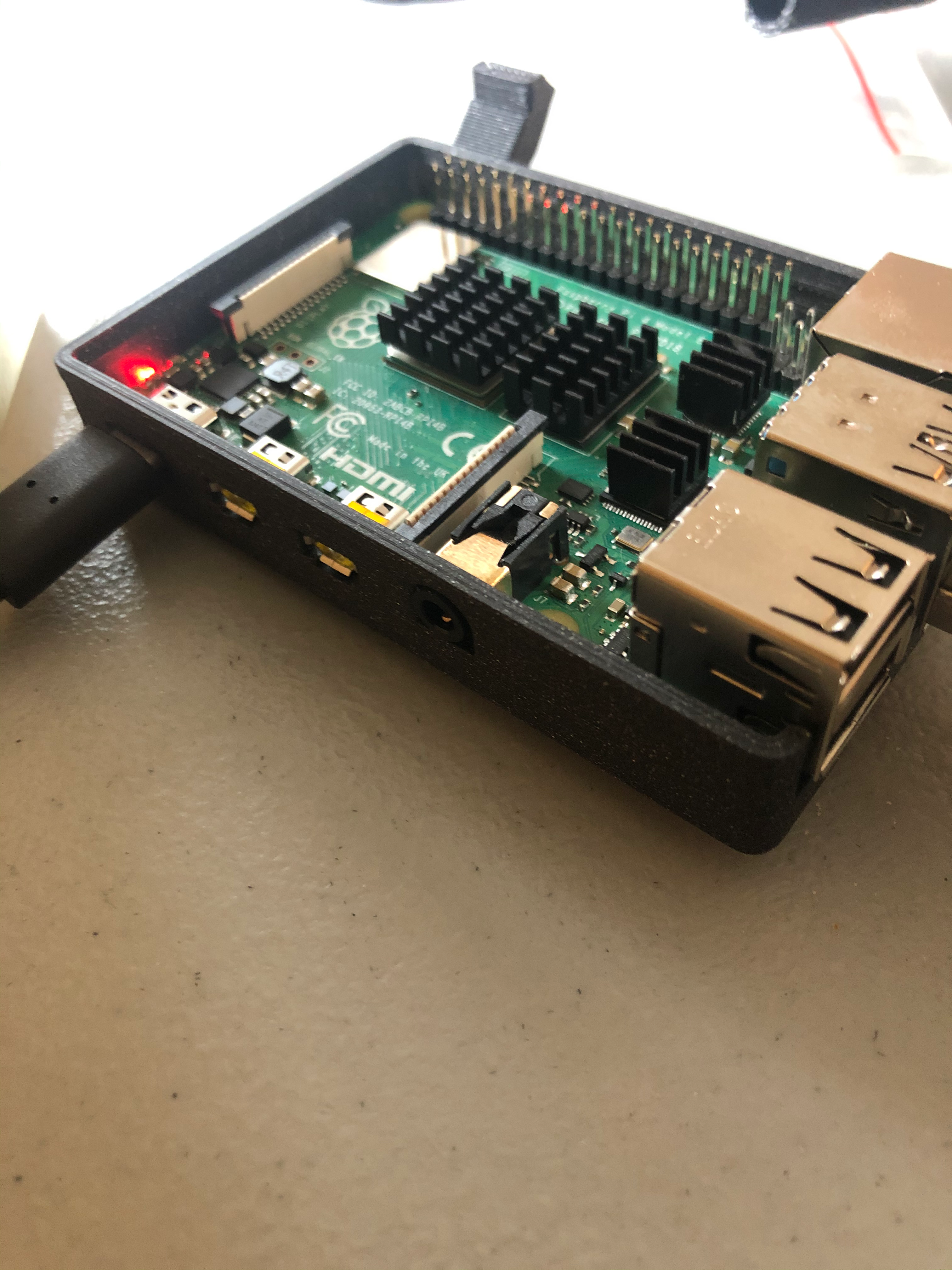 Raspberry Pi 4 Case 3030 hanging mount for Prusa MK4/MK4S/MK3/MK3s v-slot with 40mm Noctua fan - photo 2