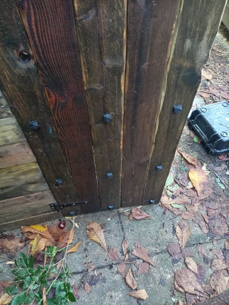 Antique iron door type stud - photo 3