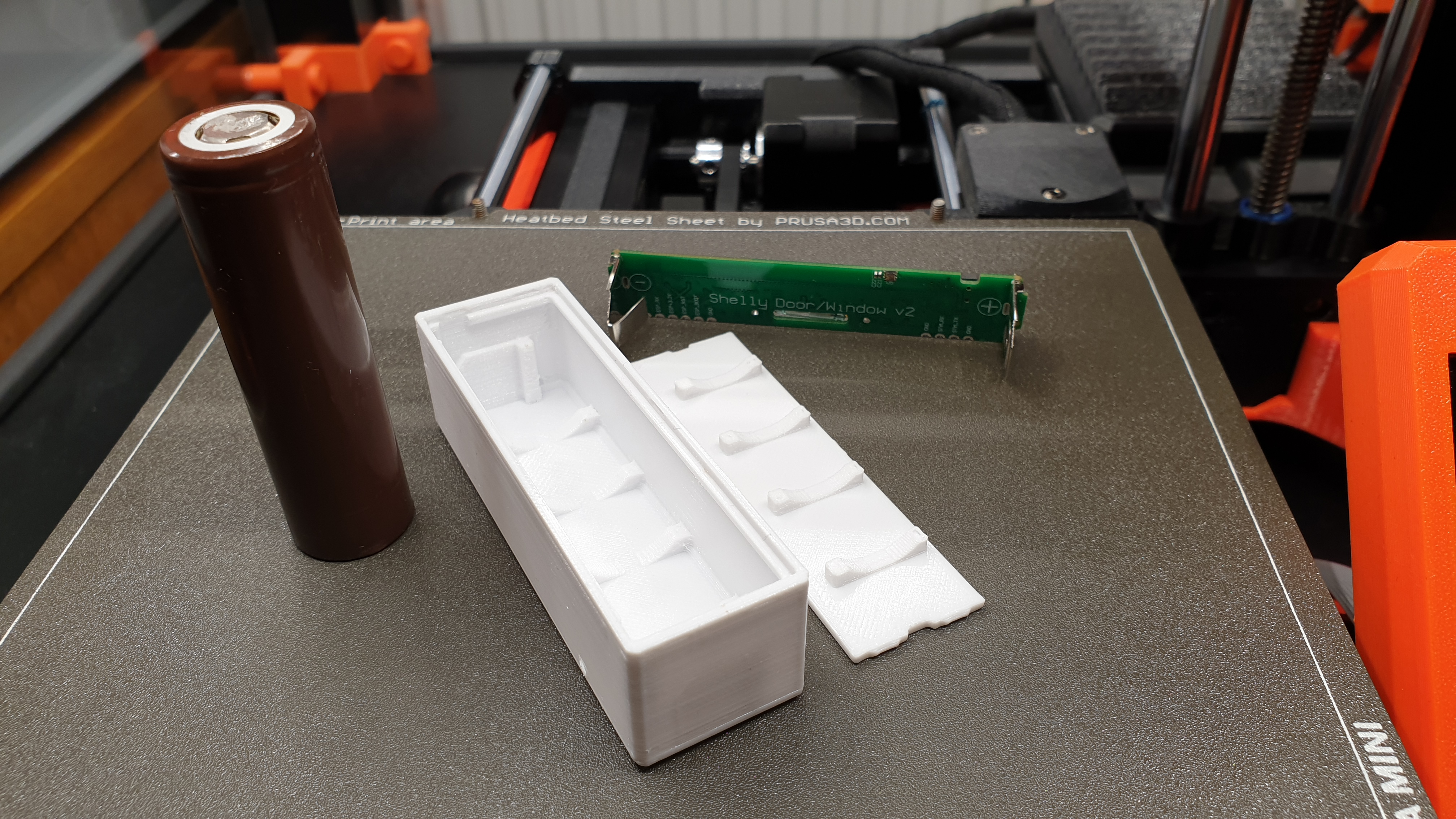 Shelly Door Window 2 case for 18650 battery - photo 4