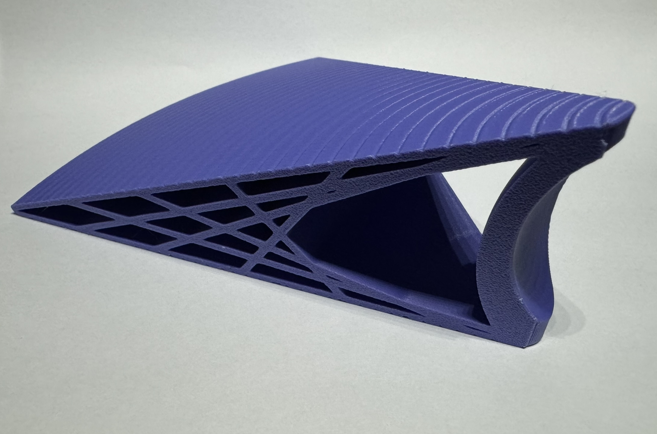 Line Art Door Stopper - photo 3