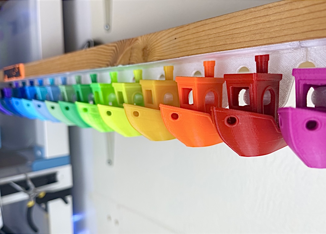 Benchy Shelf Display Rack Holder
