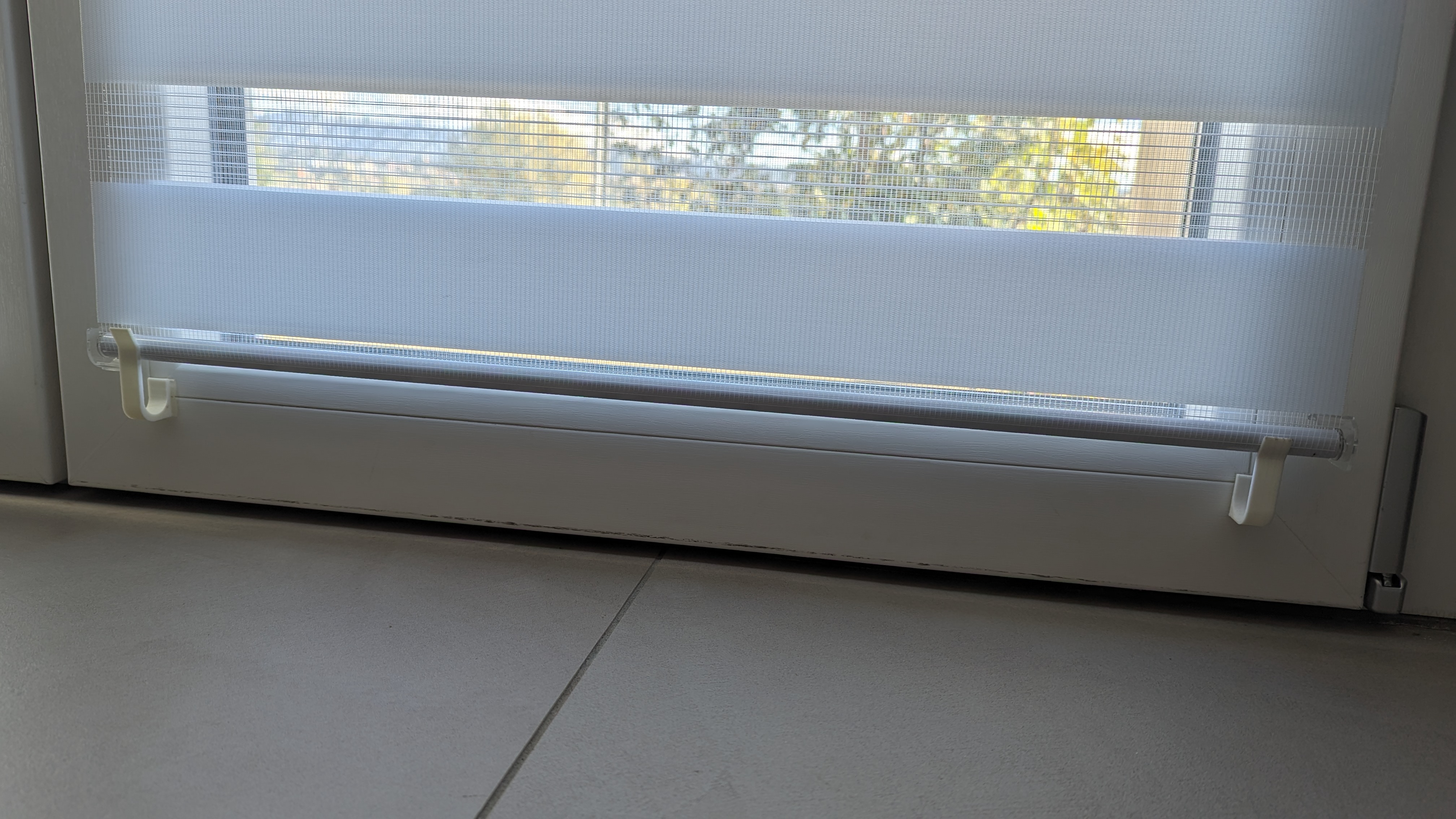 Double layered roller blinds holder clip - photo 3
