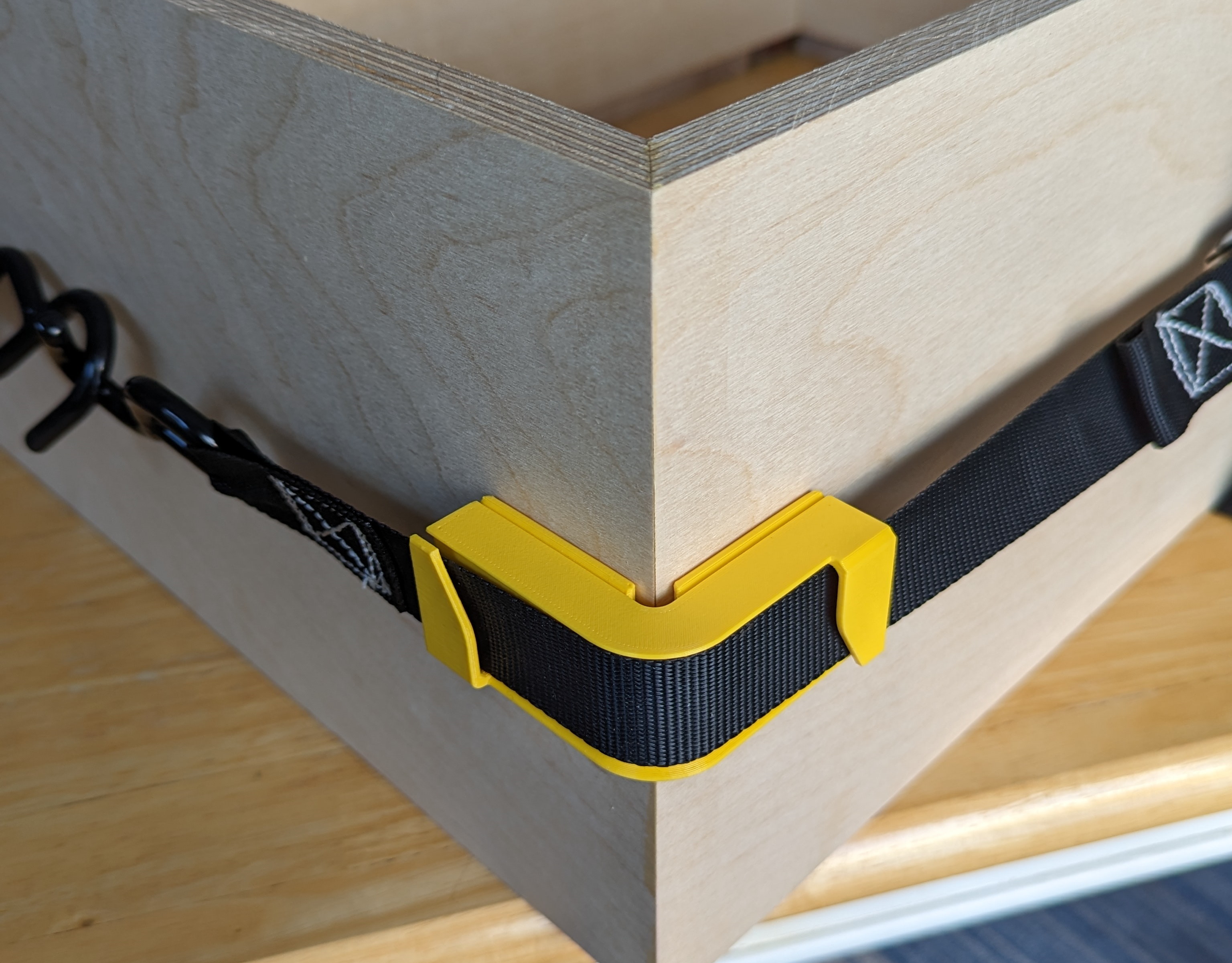 Corner Strap Clamp