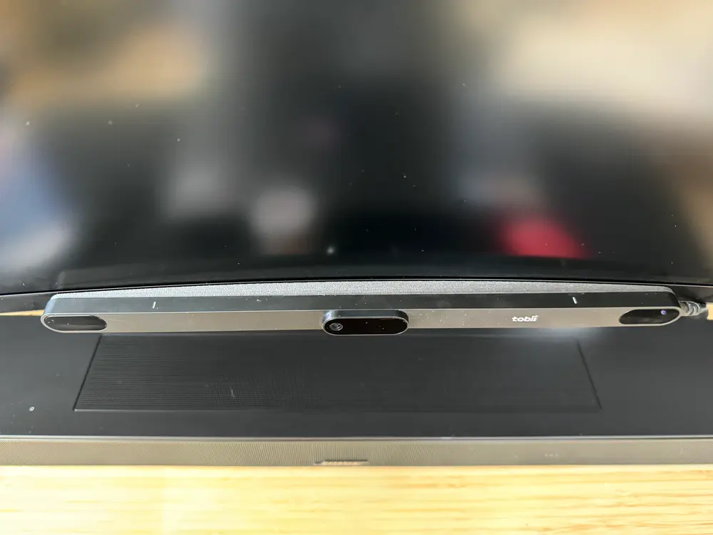 Tobii Eye Tracker mount for curved and flat monitors.