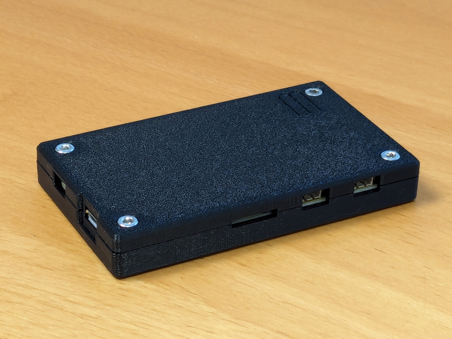 Enclosure for Sunton ESP32-2432S028R Cheap Yellow Display - photo 3