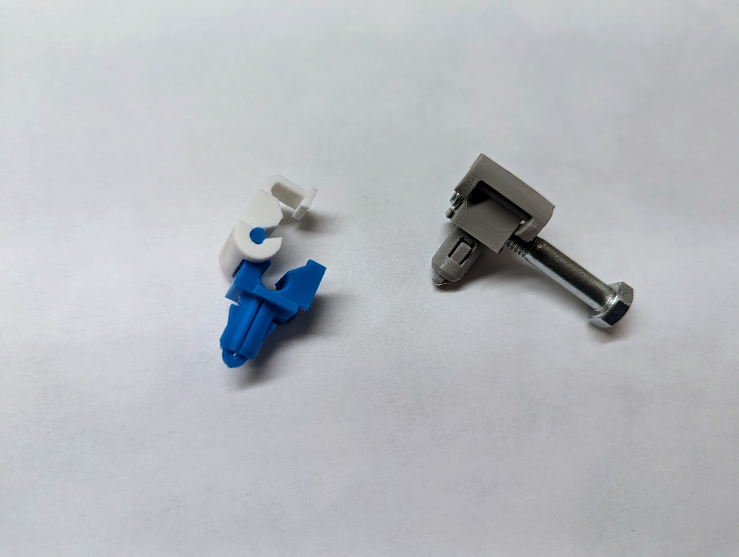 Ford & GM Door & Tailgate Latch Retainer Clip