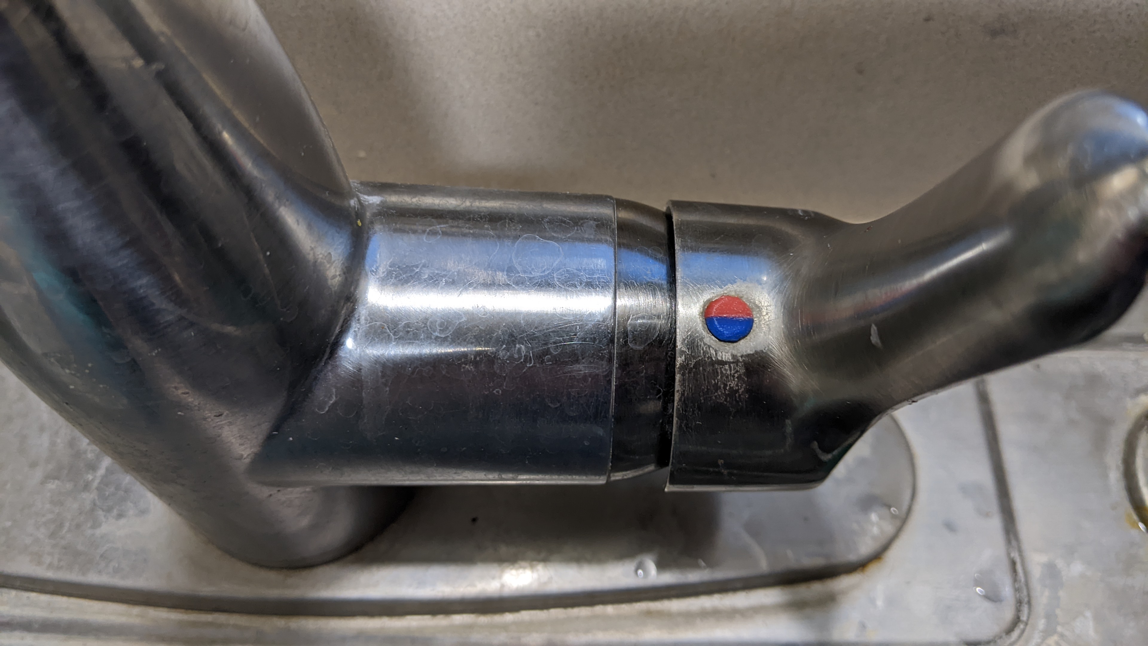 Kitchen Faucet Index Button