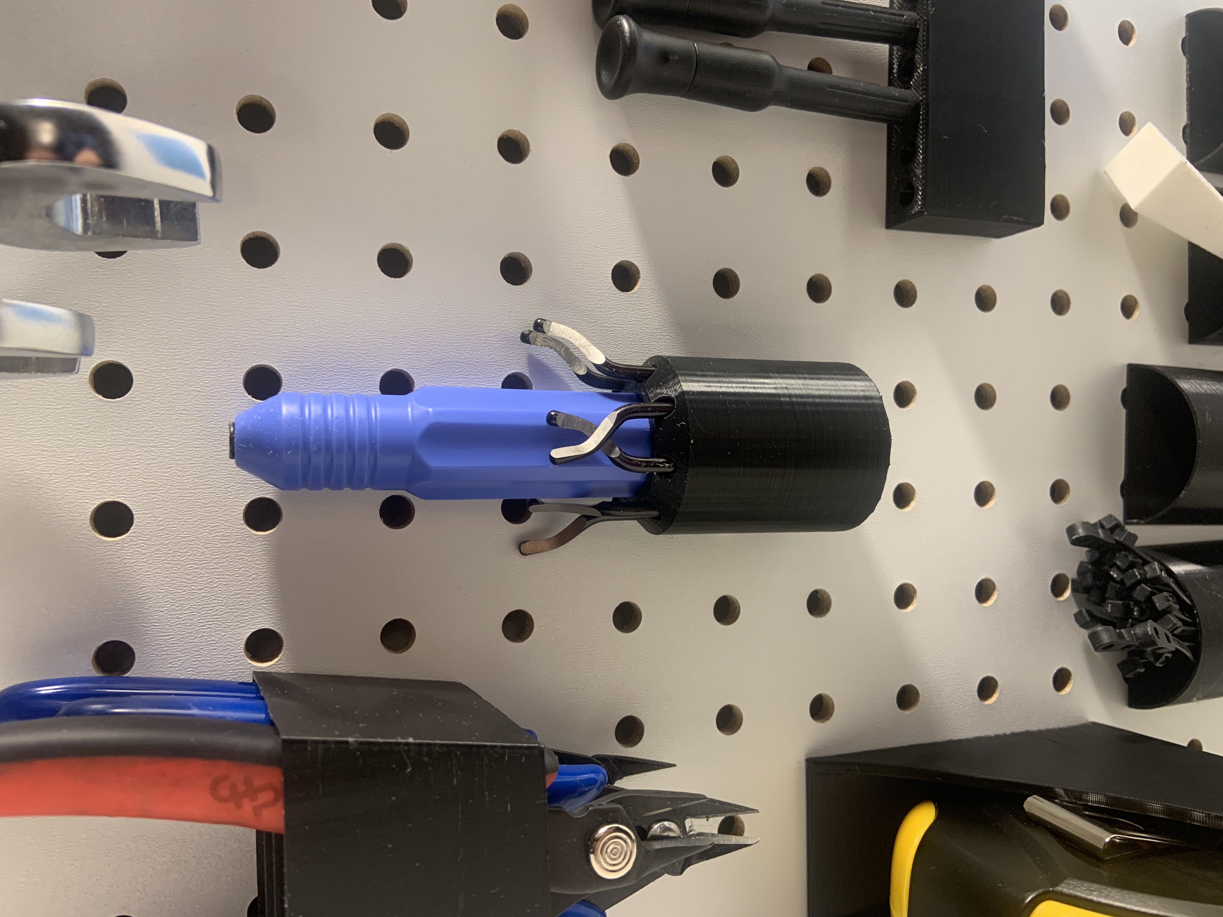 Debur Tool Peg Board Organizational Attachment