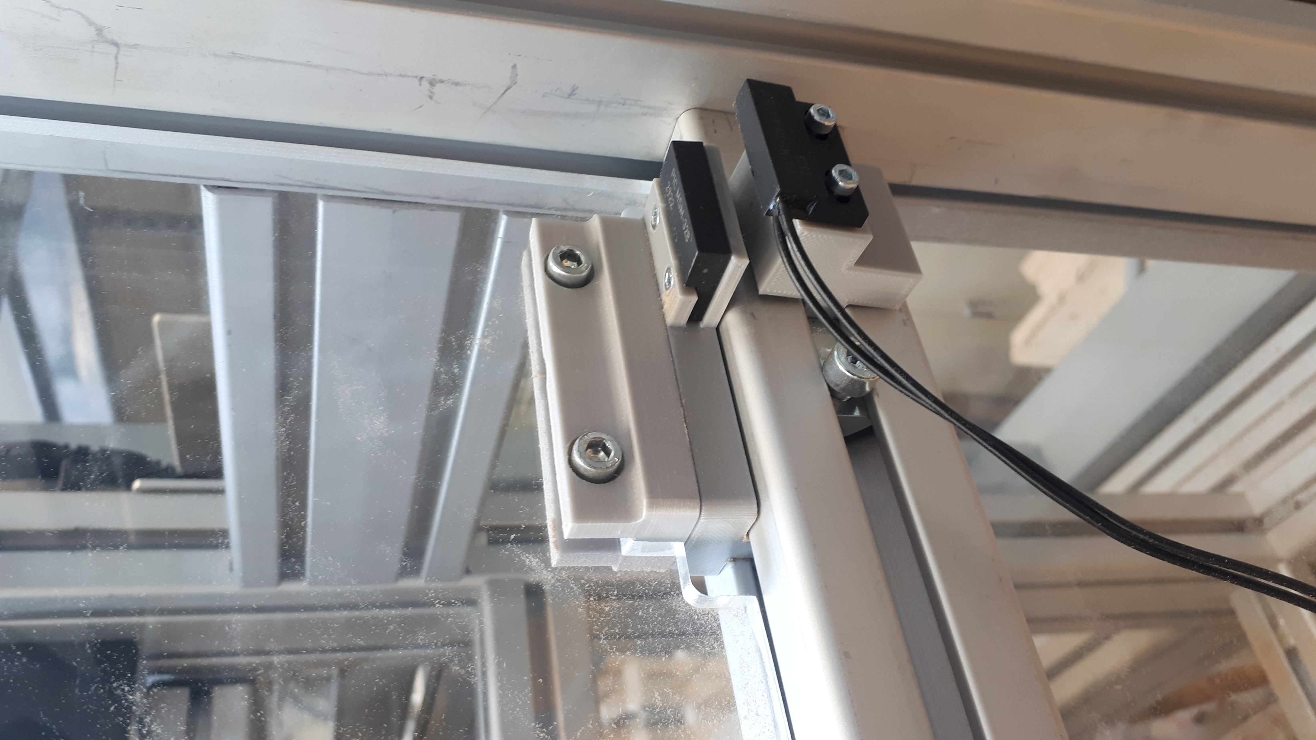 Door Slider for aluminum profile - photo 2