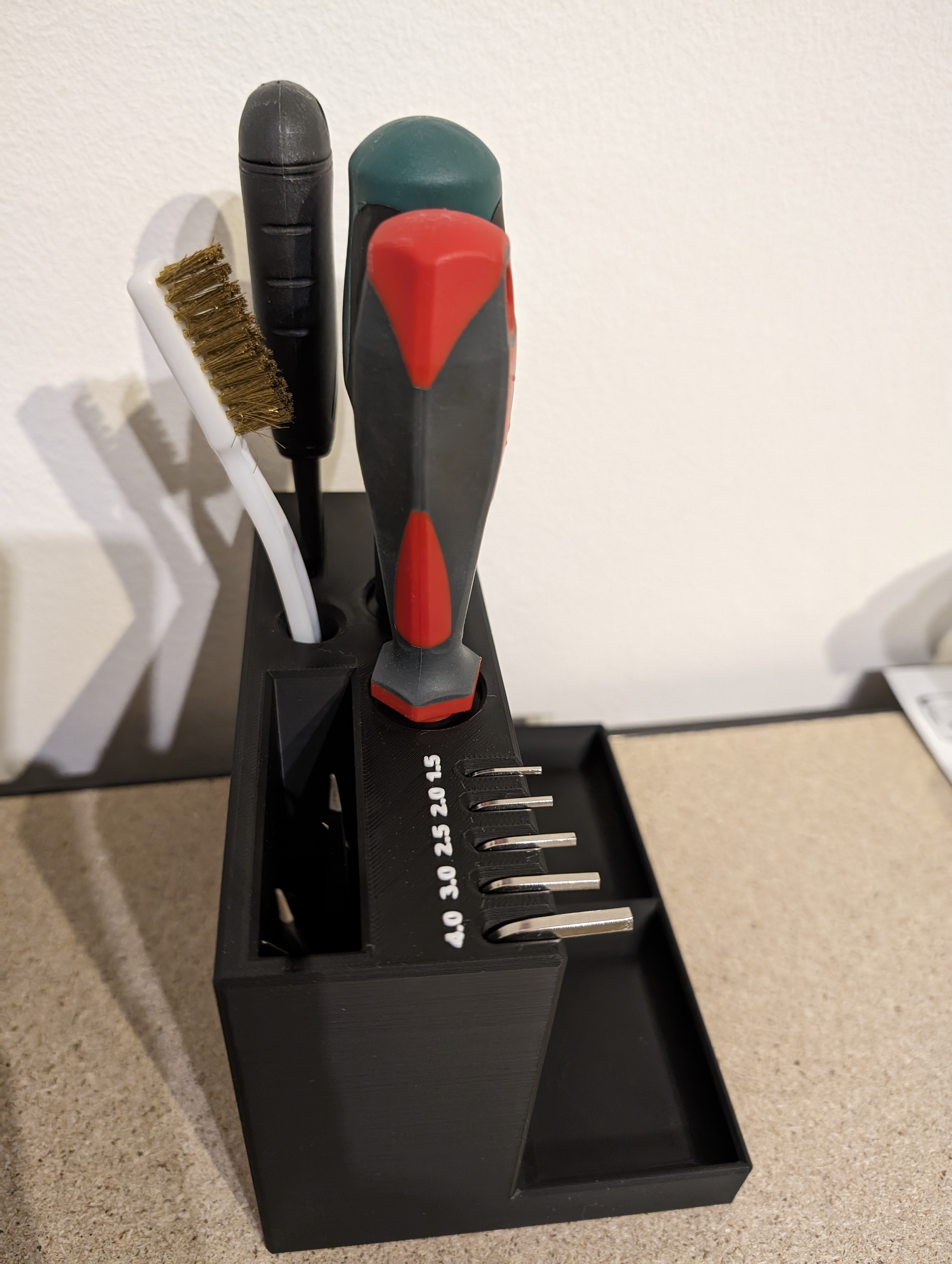 Tool stand - photo 2