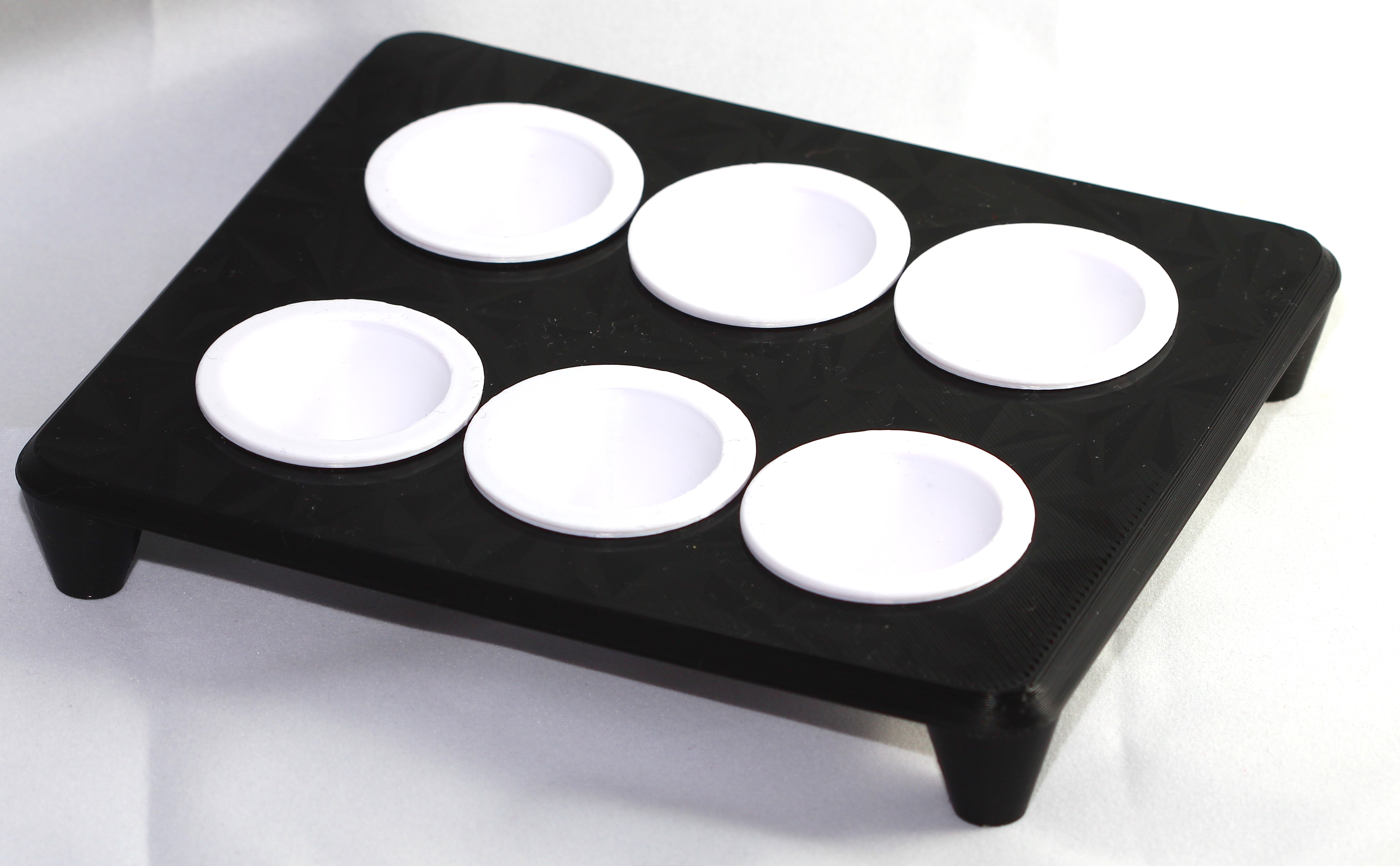 Updated: Painters tray with removable cups. Free hanging, and now also with screw in place!! - photo 2