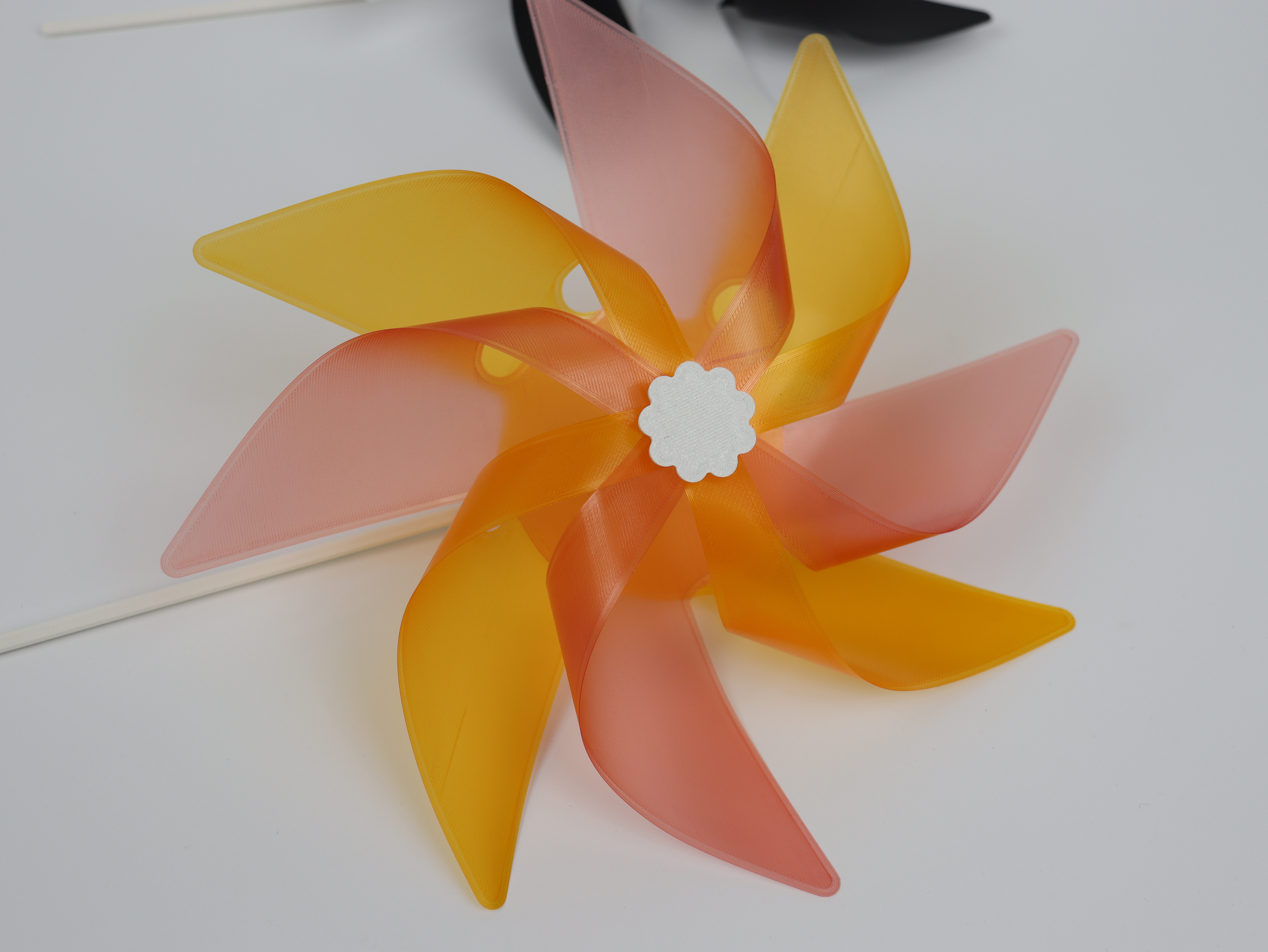 Pinwheel - Plastic windmill toy - photo 2