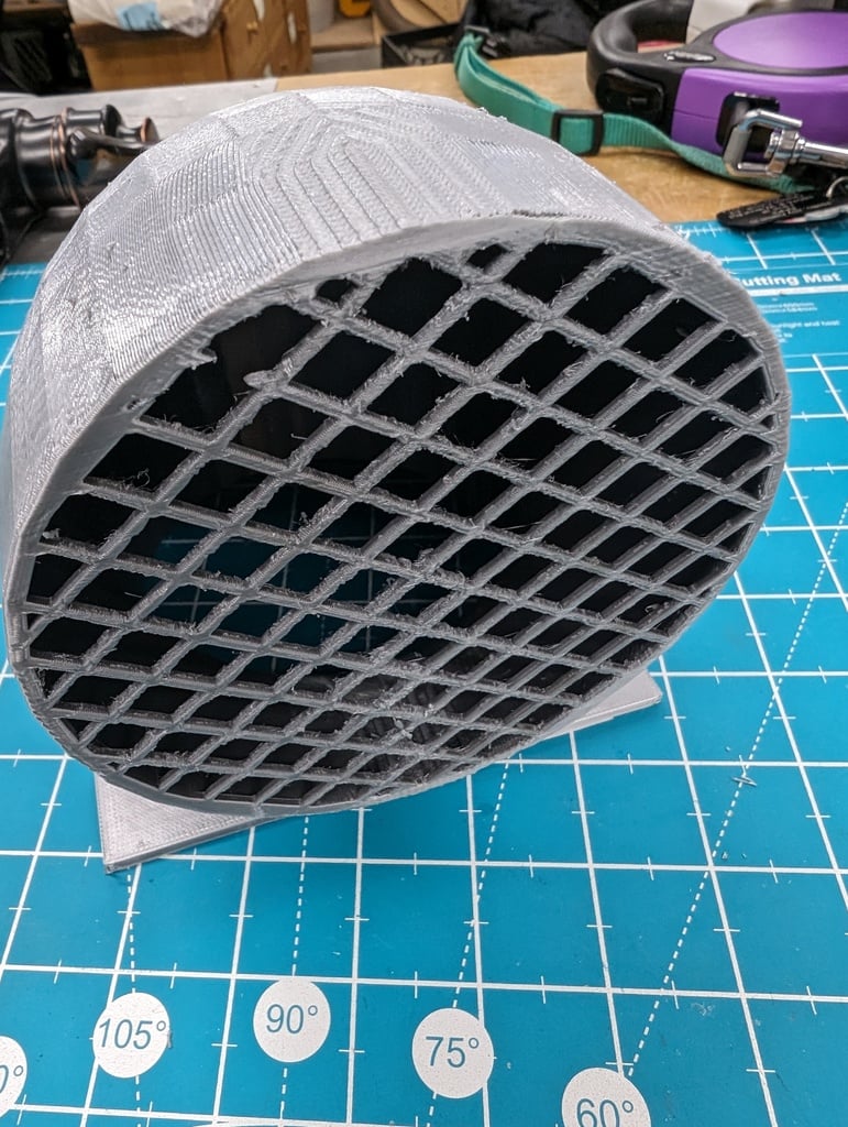 Kitchen vent hood with mesh, external - photo 3