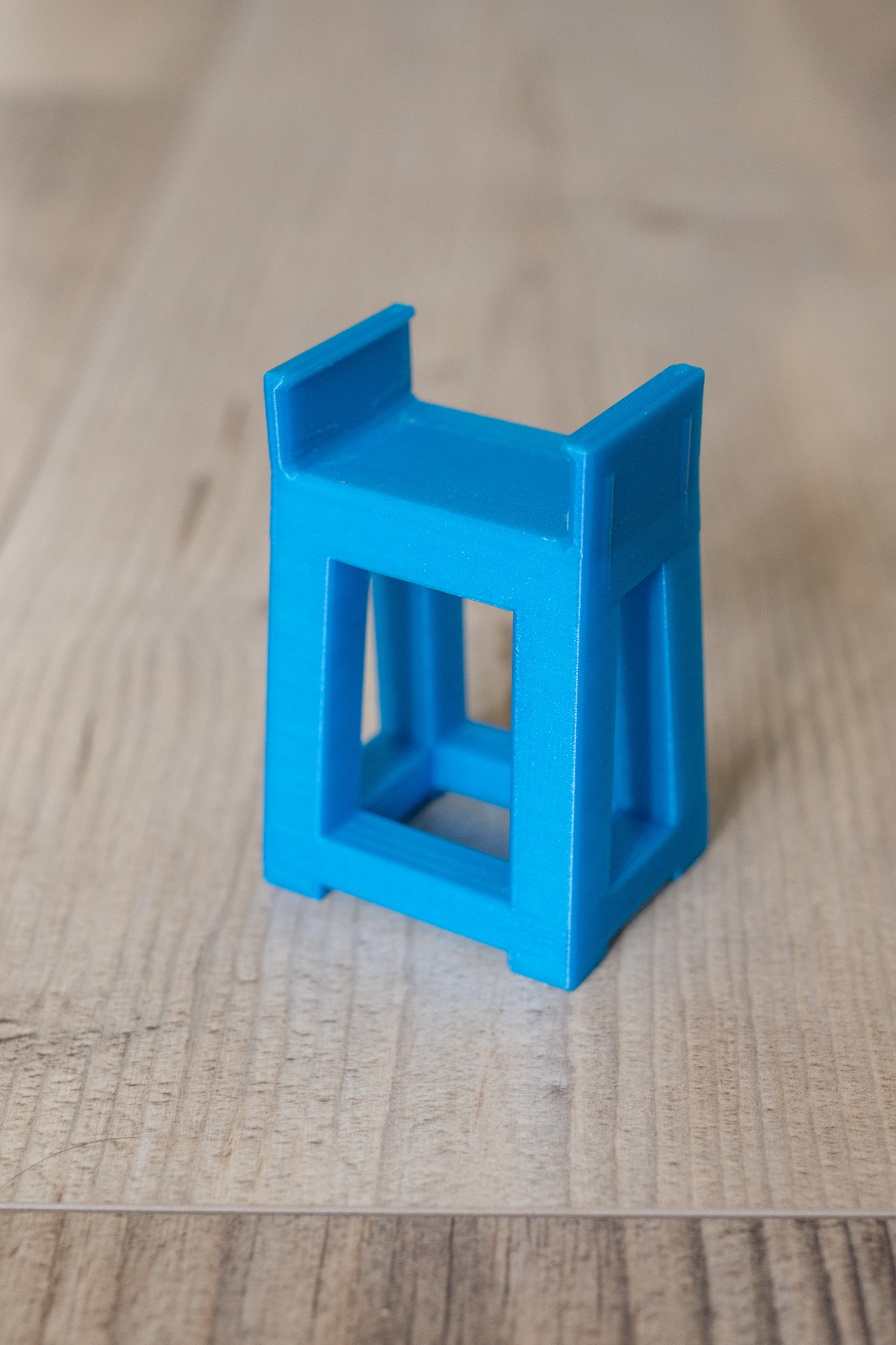 Toy Train Pylon (Brio & IKEA compatible) - photo 3